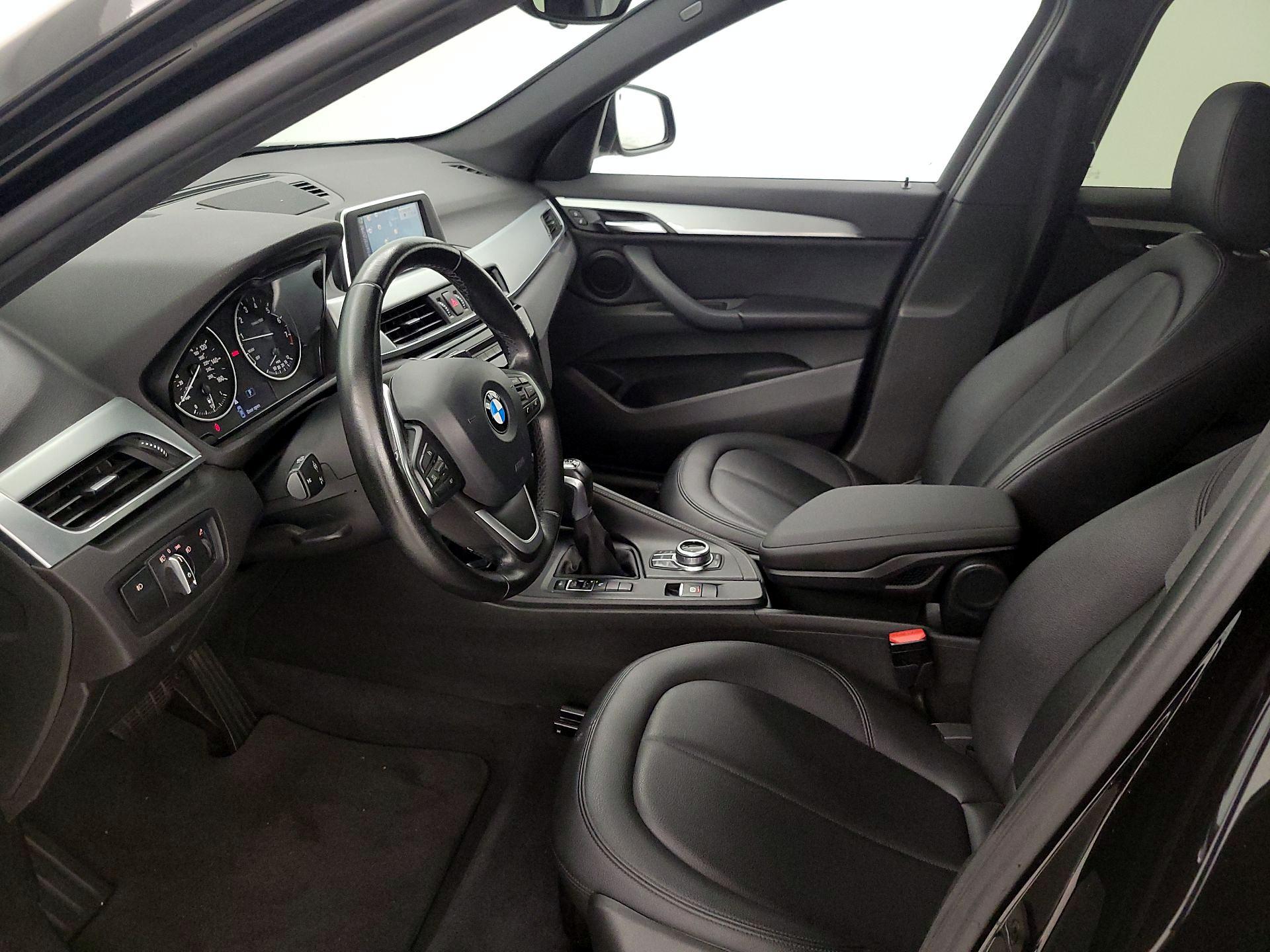 Thumbnail: 2017 BMW X1 - 11