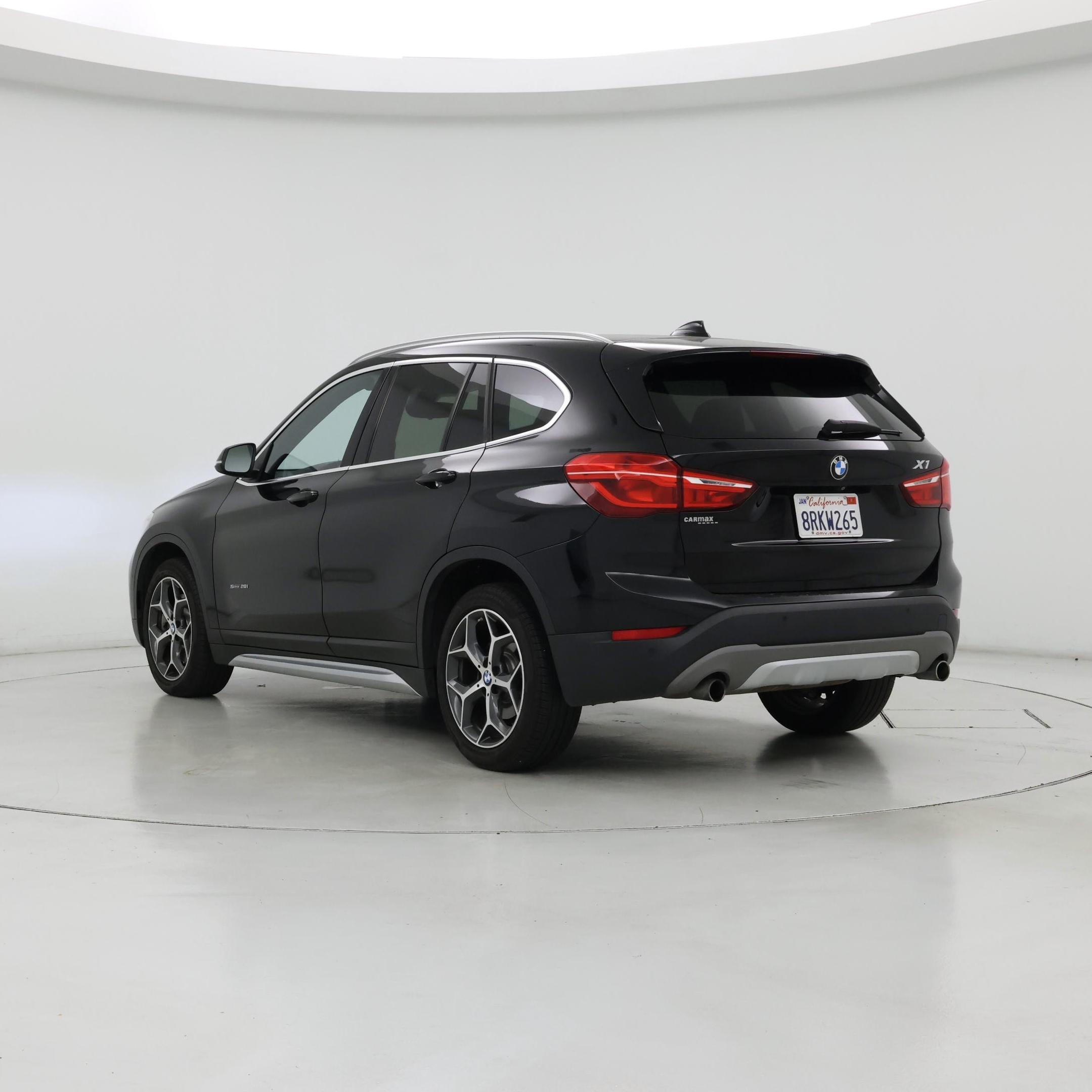 Thumbnail: 2017 BMW X1 - 2