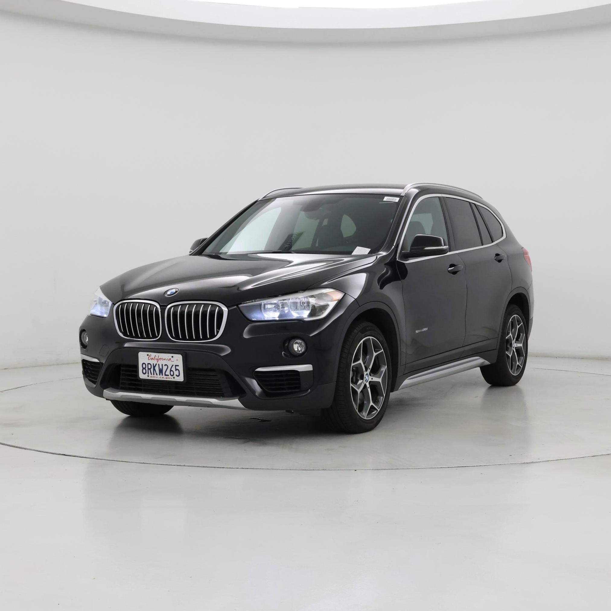 Thumbnail: 2017 BMW X1 - 4