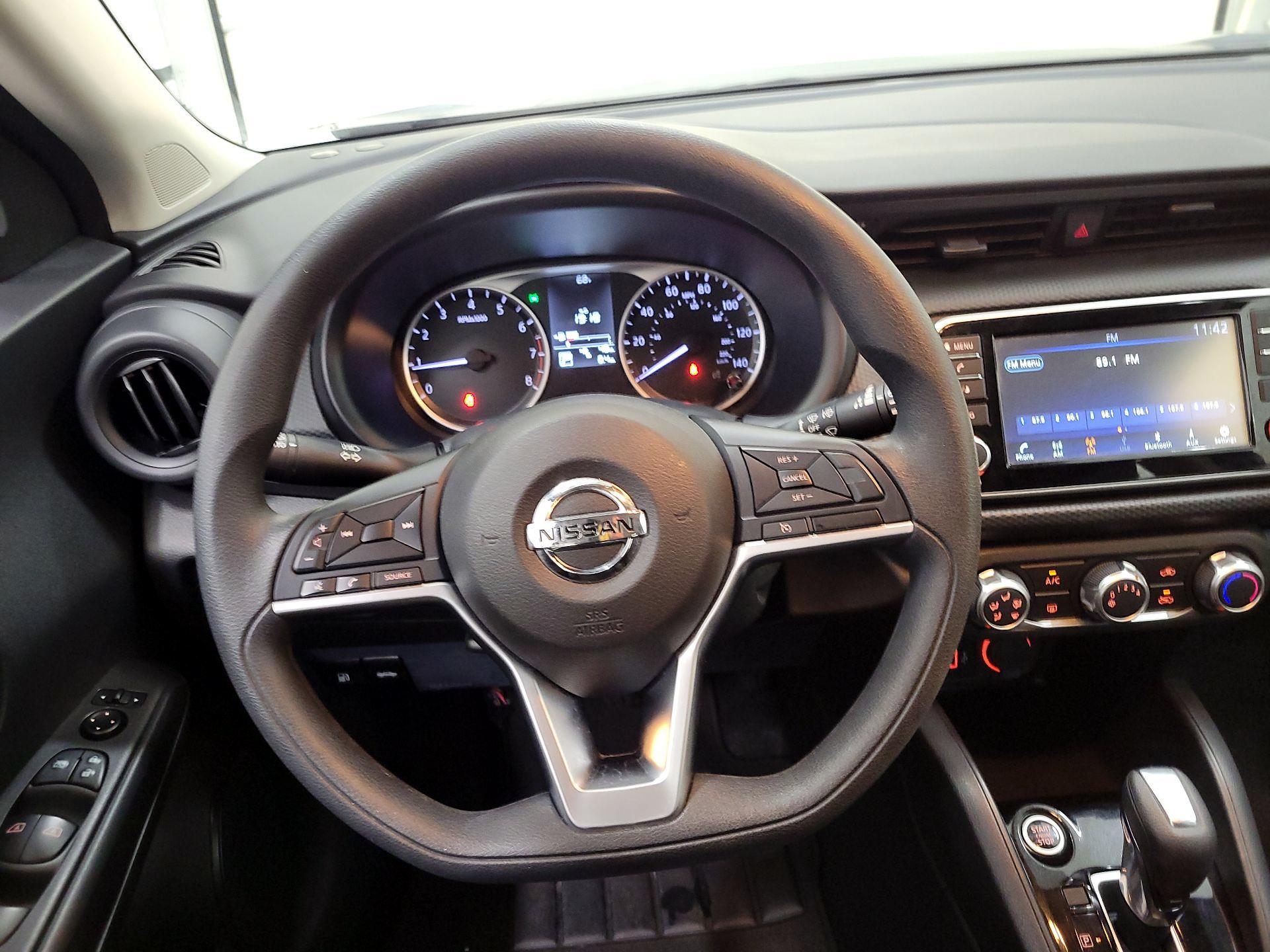 Thumbnail: 2021 Nissan Kicks - 10