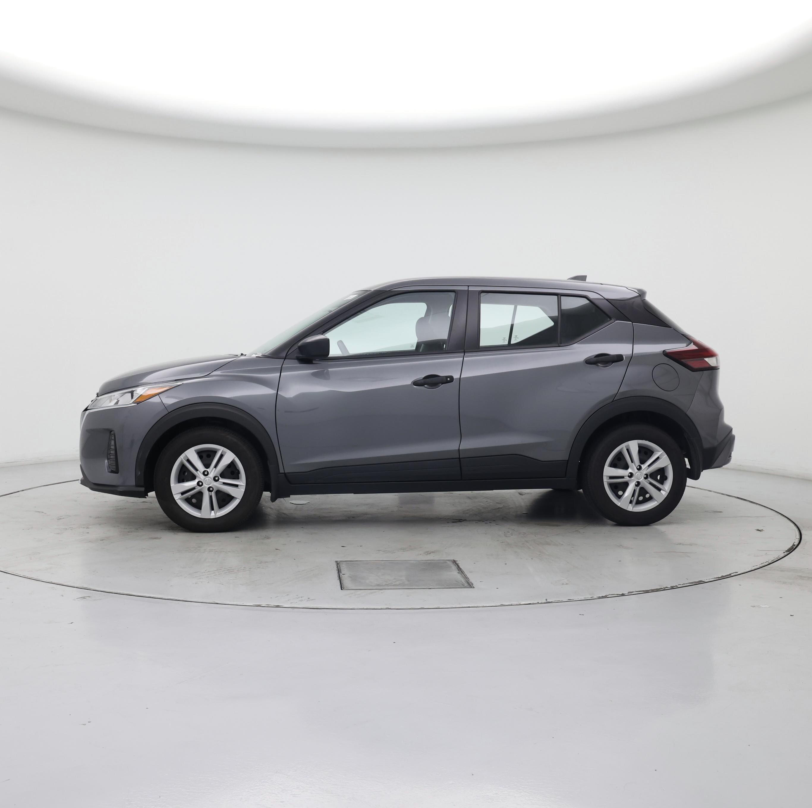 Thumbnail: 2021 Nissan Kicks - 3