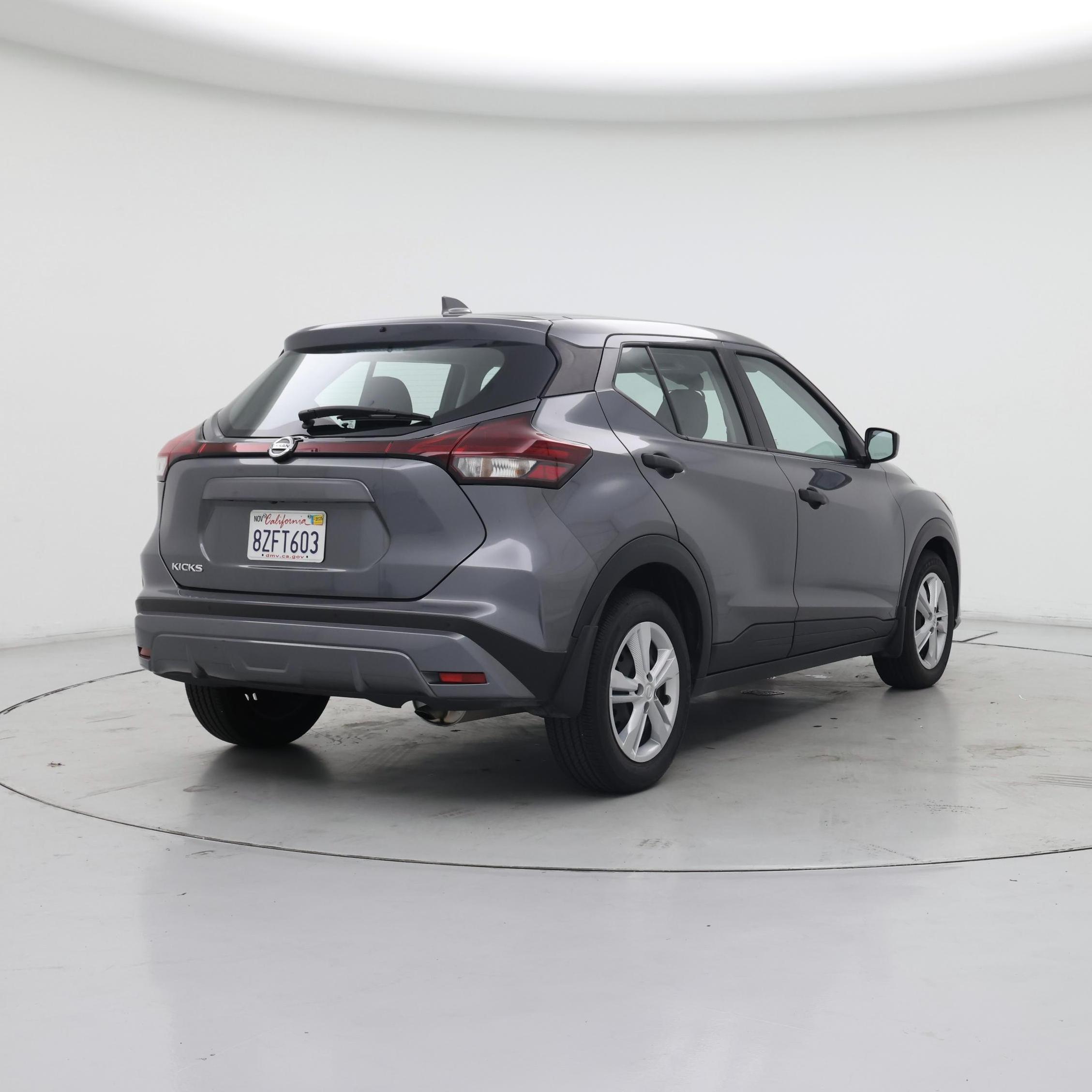 Thumbnail: 2021 Nissan Kicks - 8