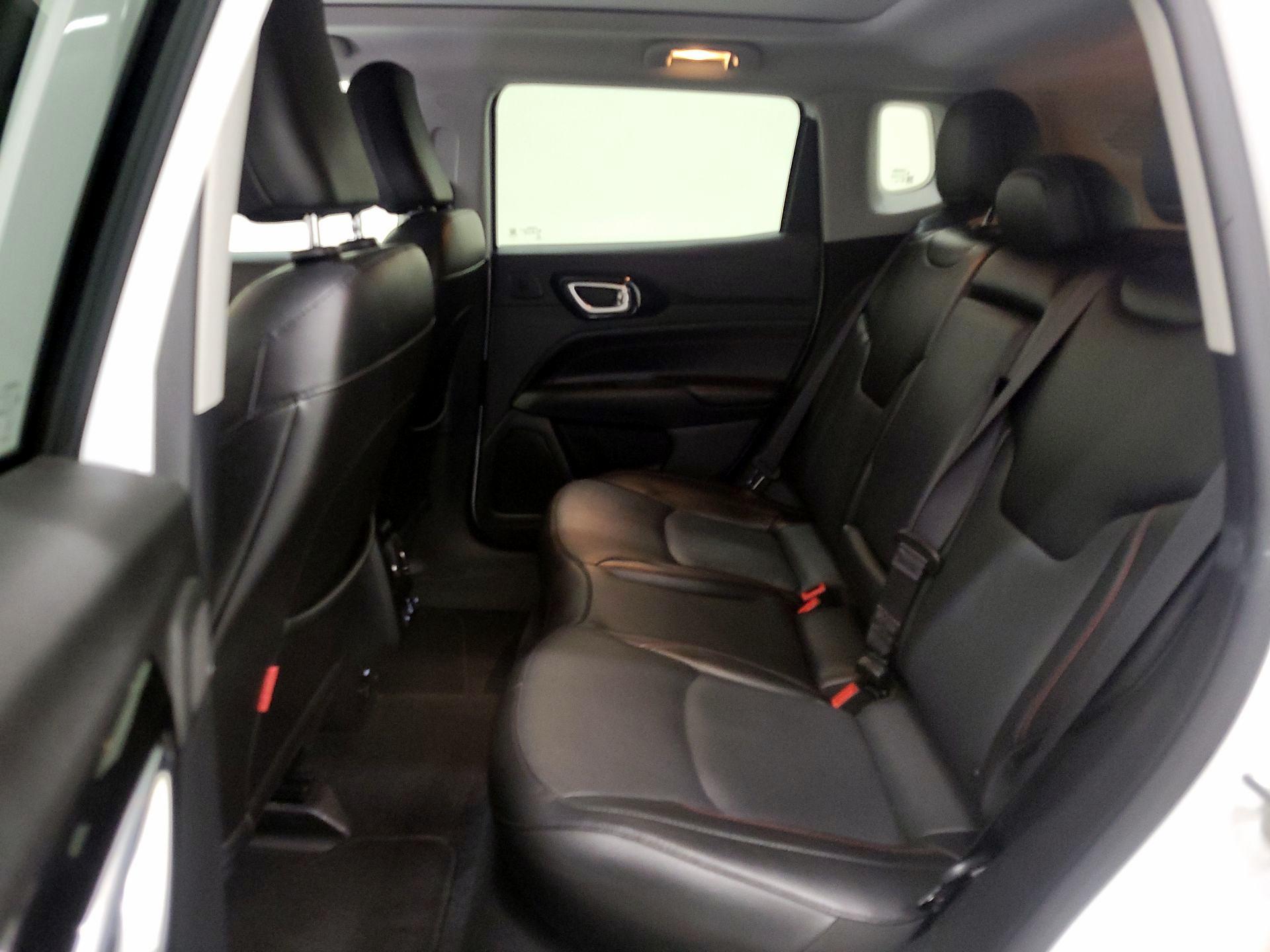 Thumbnail: 2022 Jeep Compass - 20