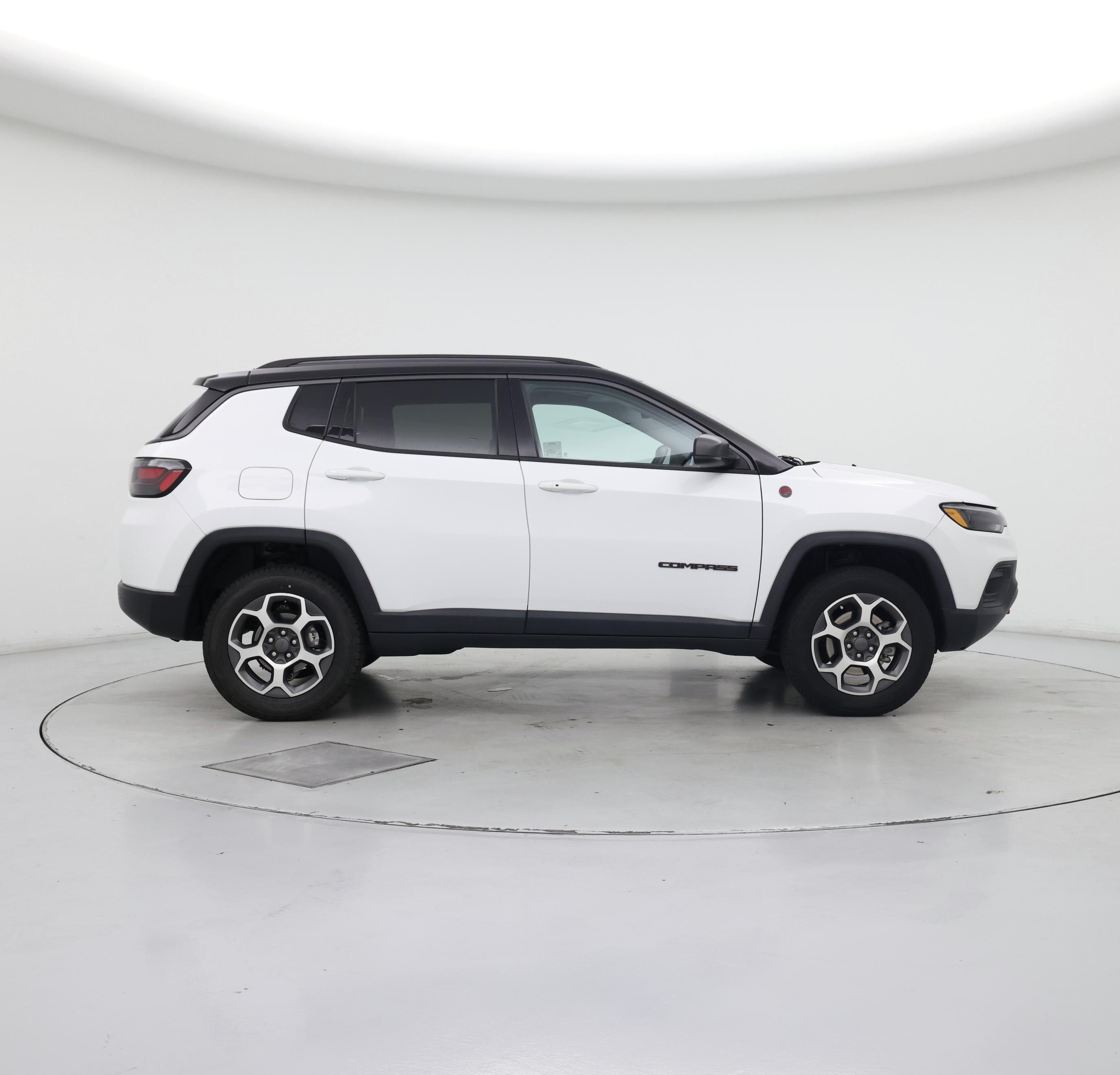 Thumbnail: 2022 Jeep Compass - 7