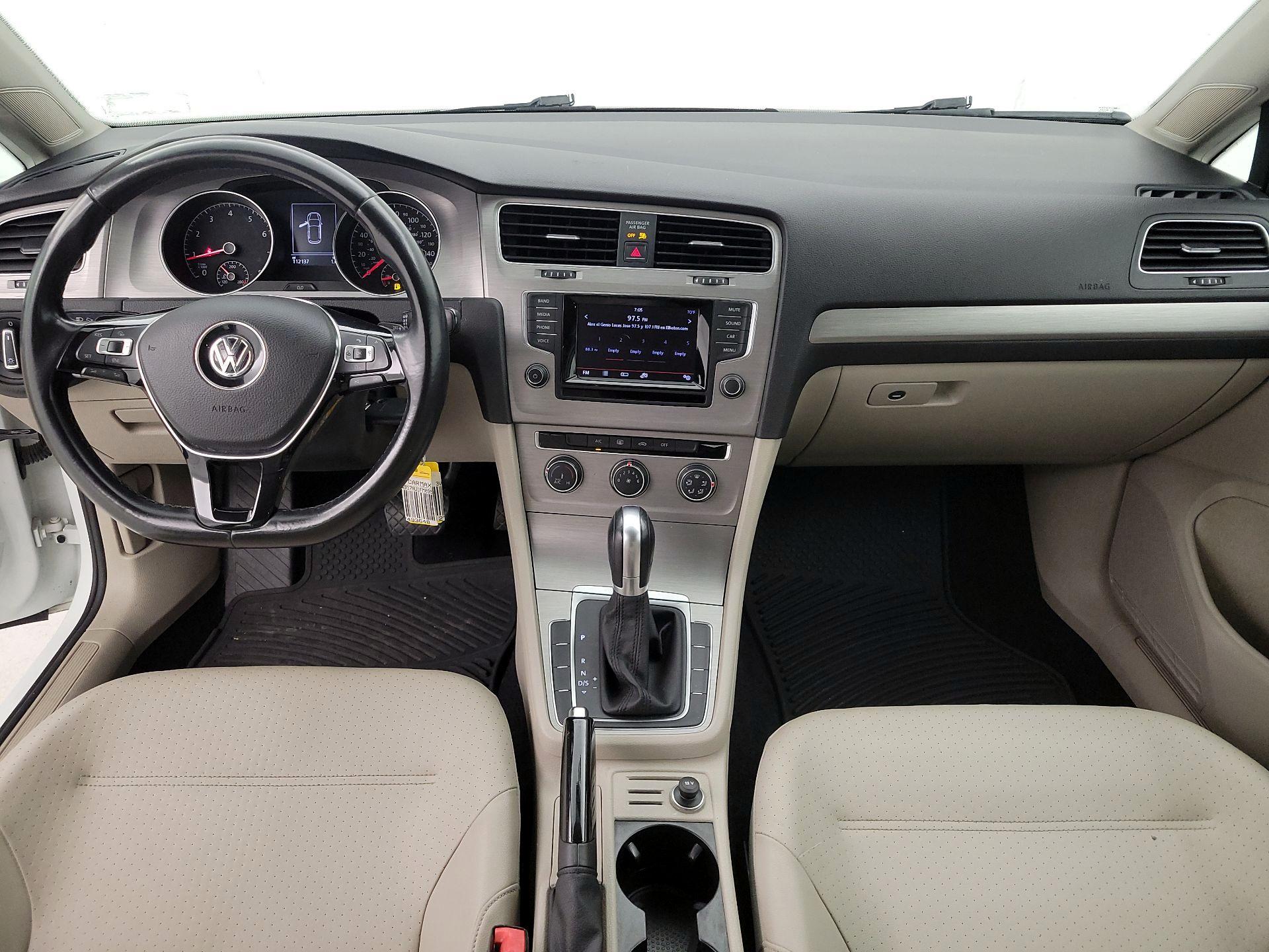 Thumbnail: 2015 Volkswagen Golf - 9