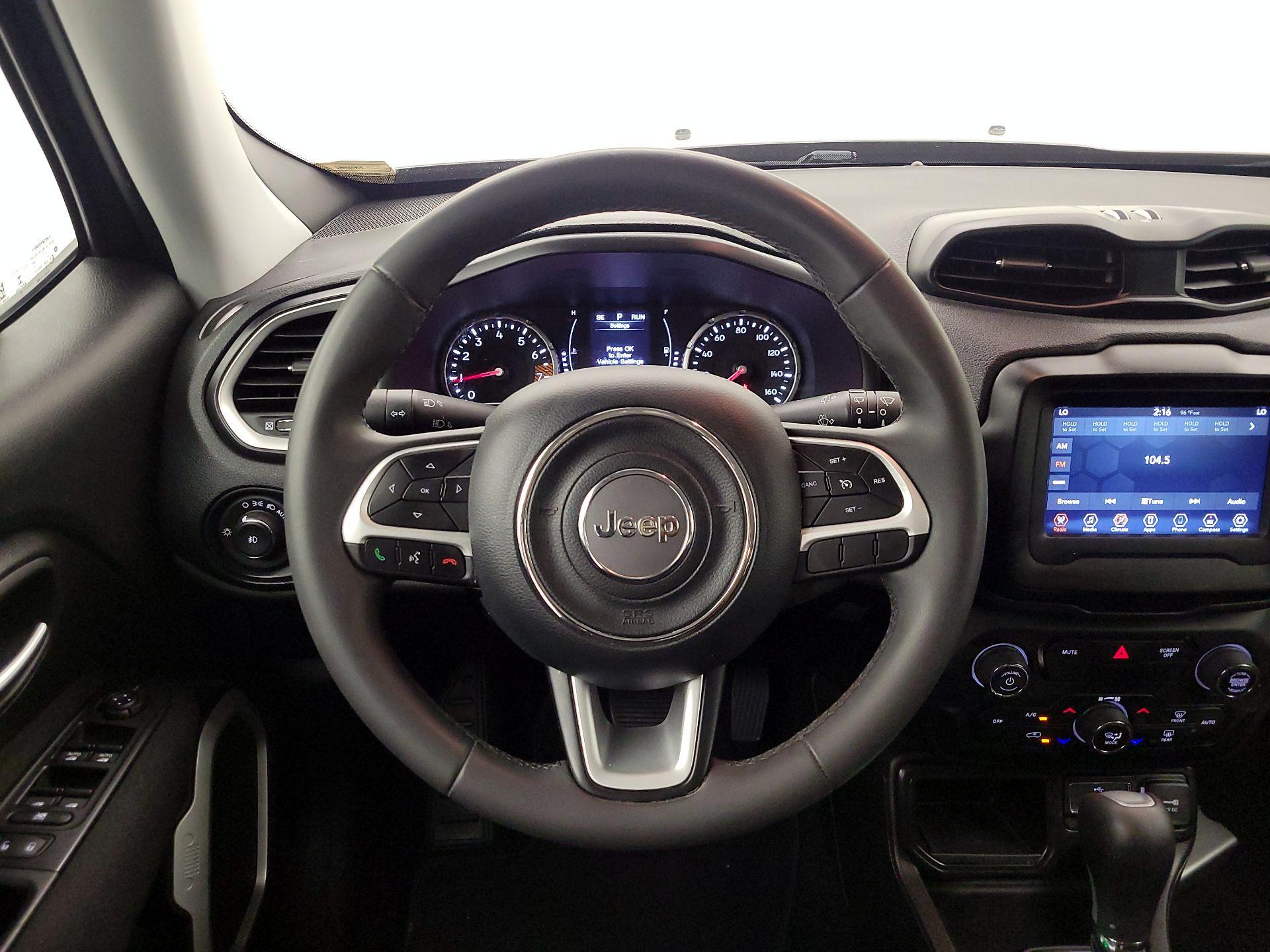 Thumbnail: 2020 Jeep Renegade - 10