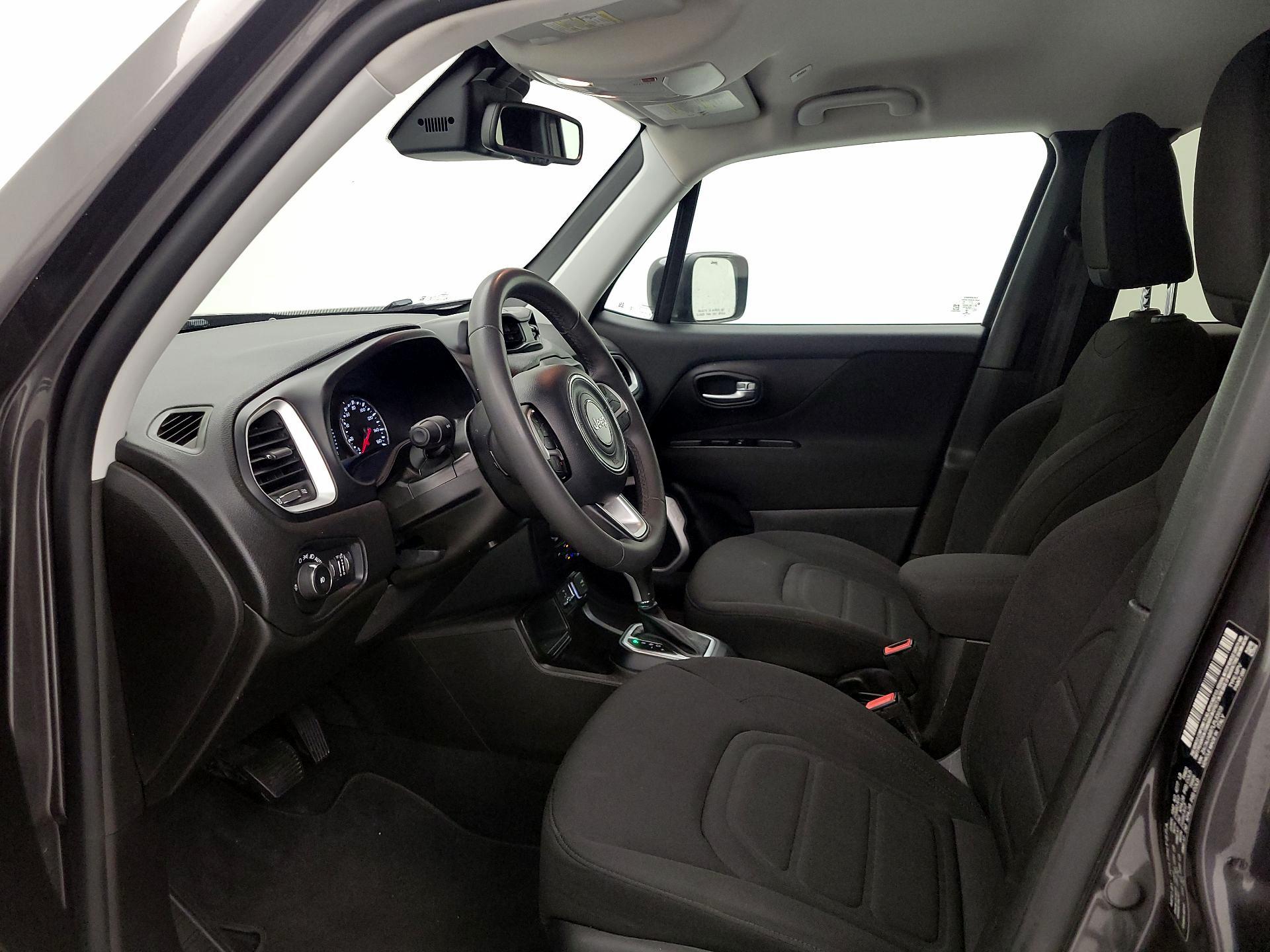 Thumbnail: 2020 Jeep Renegade - 11