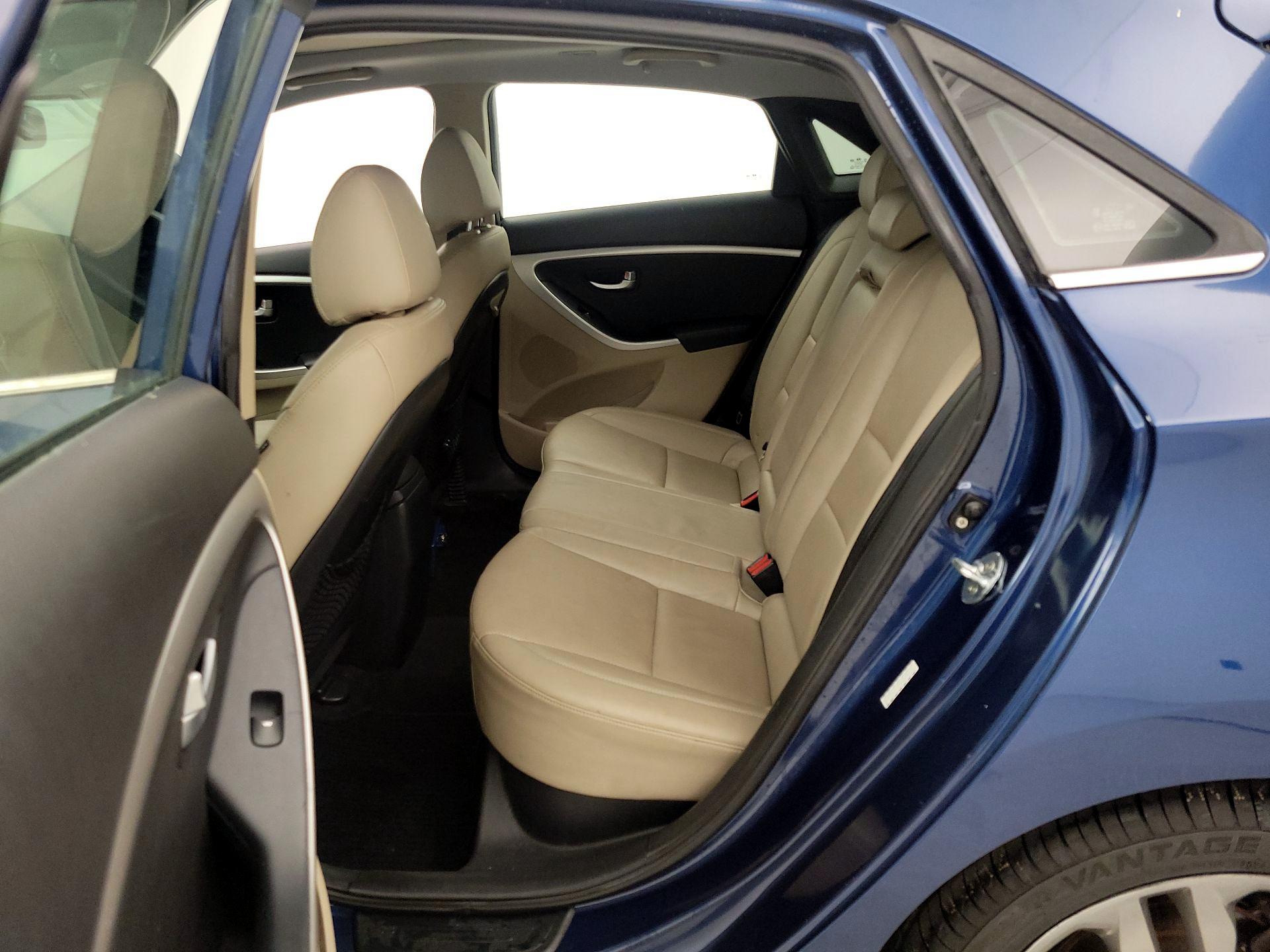 Thumbnail: 2016 Hyundai Elantra - 20