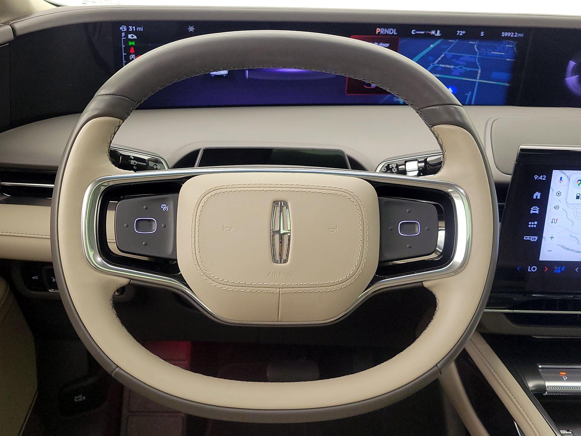 Thumbnail: 2024 Lincoln Nautilus - 10