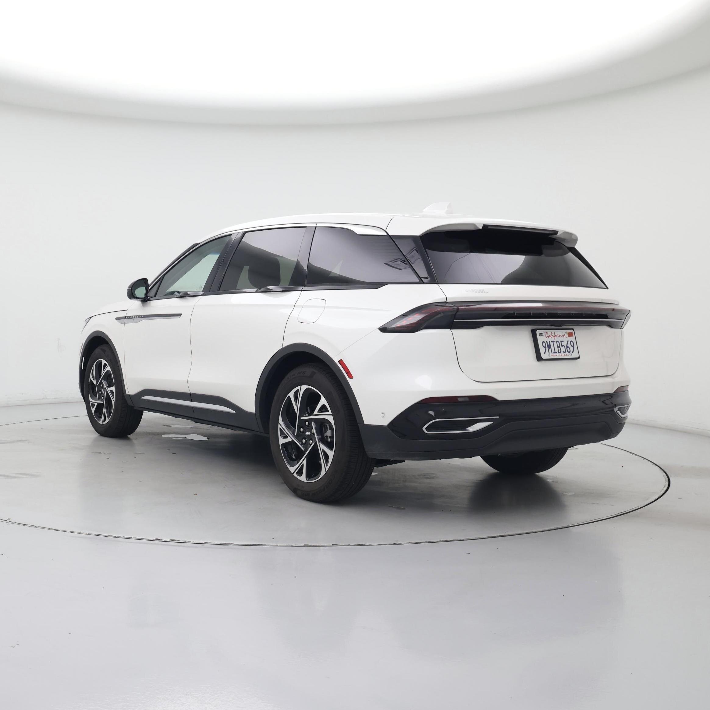 Thumbnail: 2024 Lincoln Nautilus - 2
