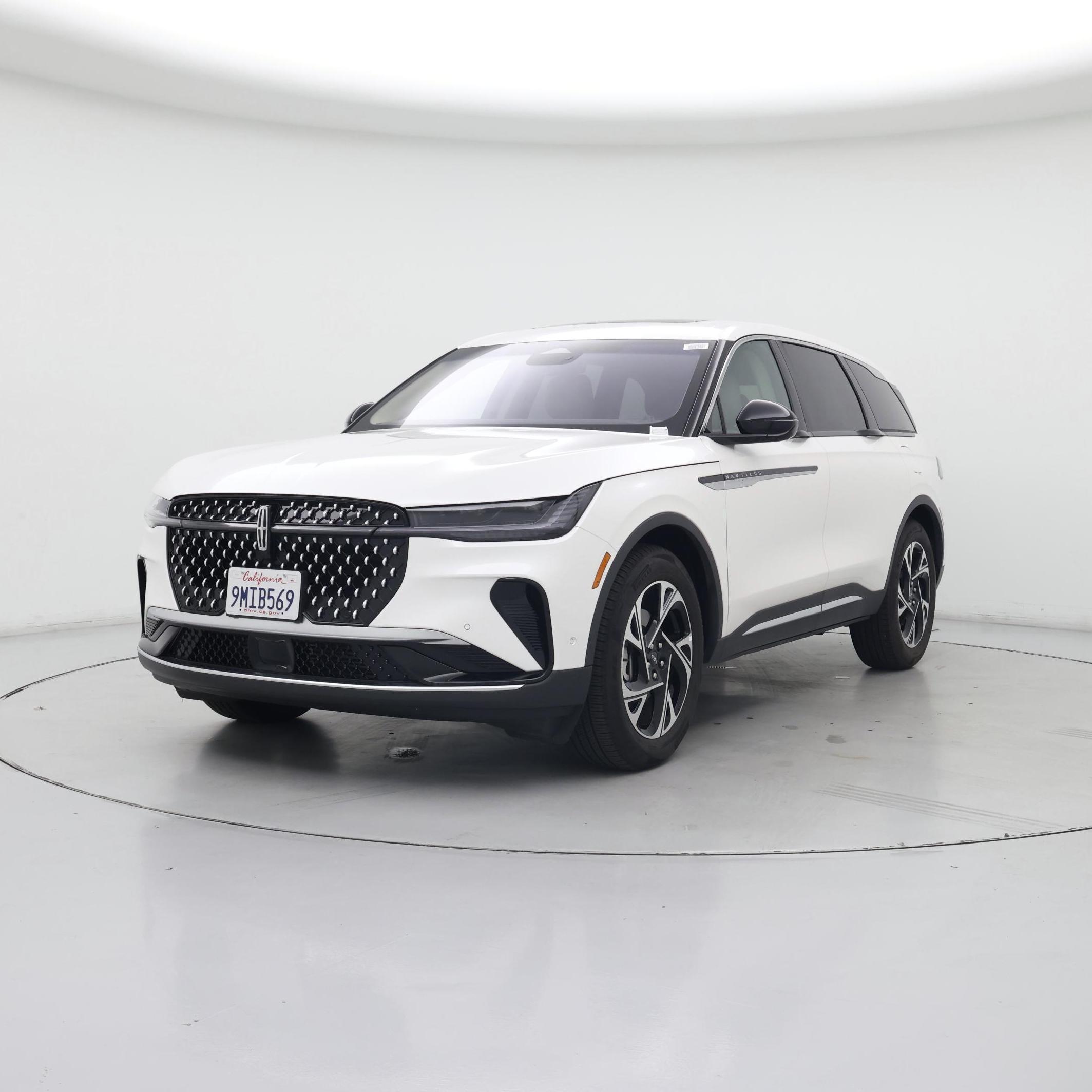 Thumbnail: 2024 Lincoln Nautilus - 4