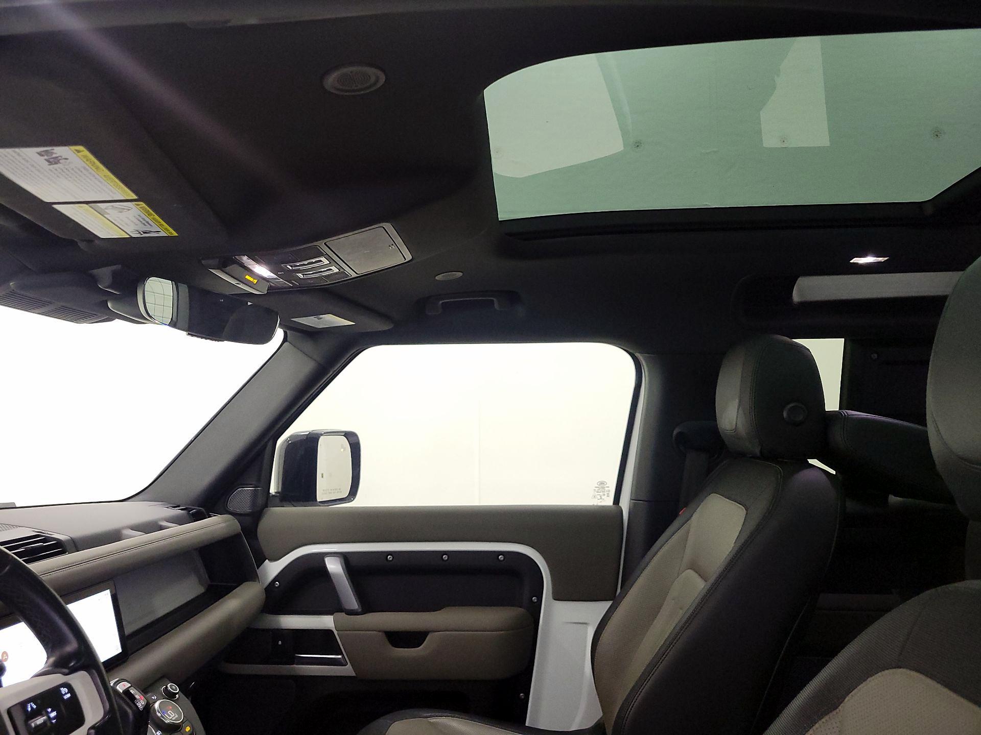 Thumbnail: 2021 Land Rover Defender - 20