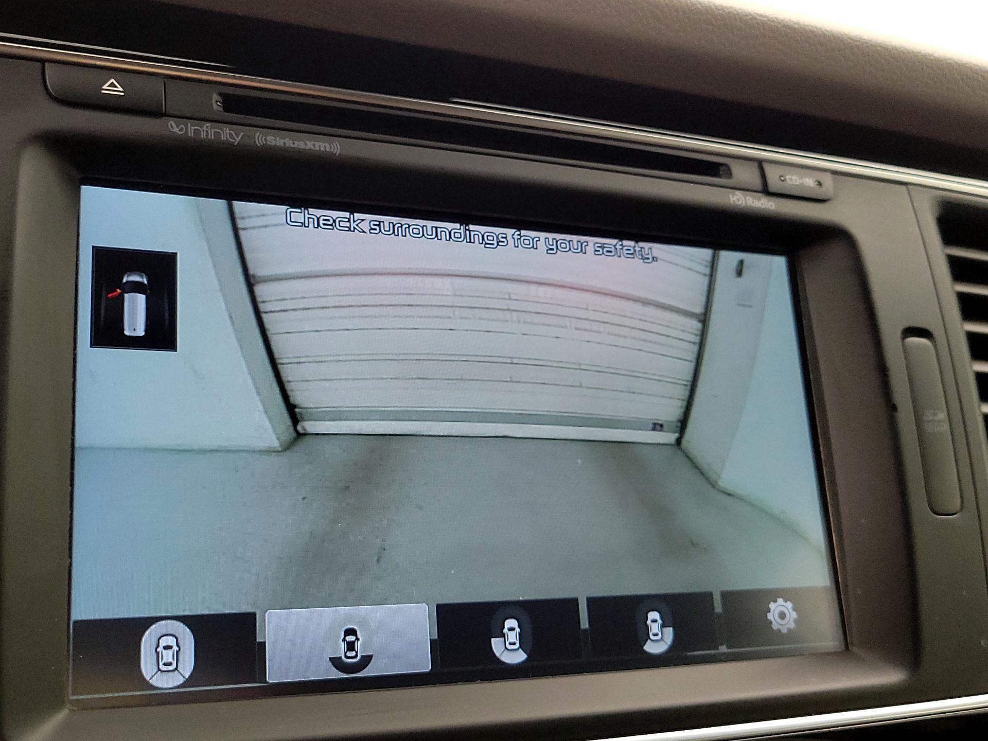 Thumbnail: 2015 Kia Sedona - 14