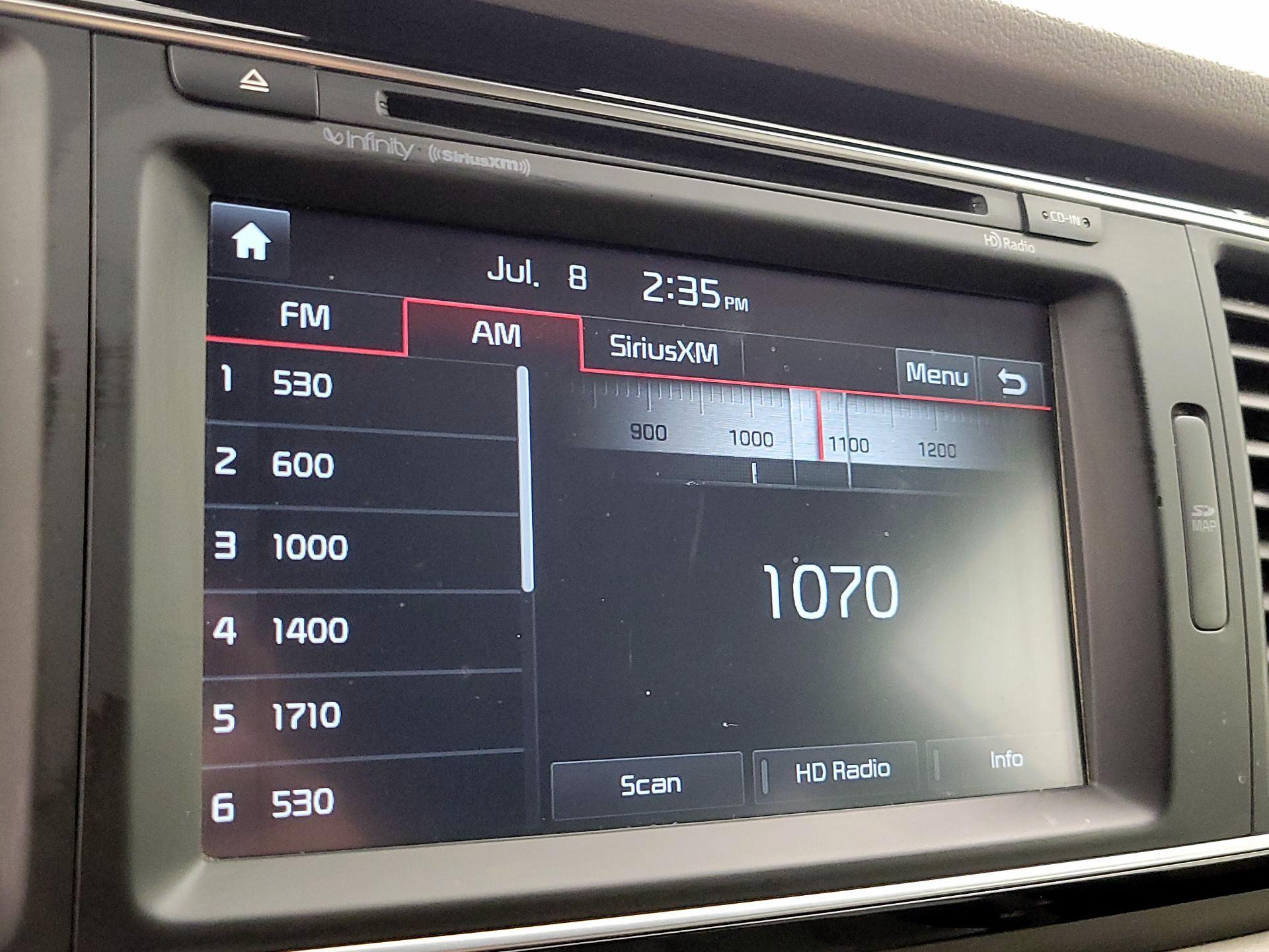 Thumbnail: 2015 Kia Sedona - 15