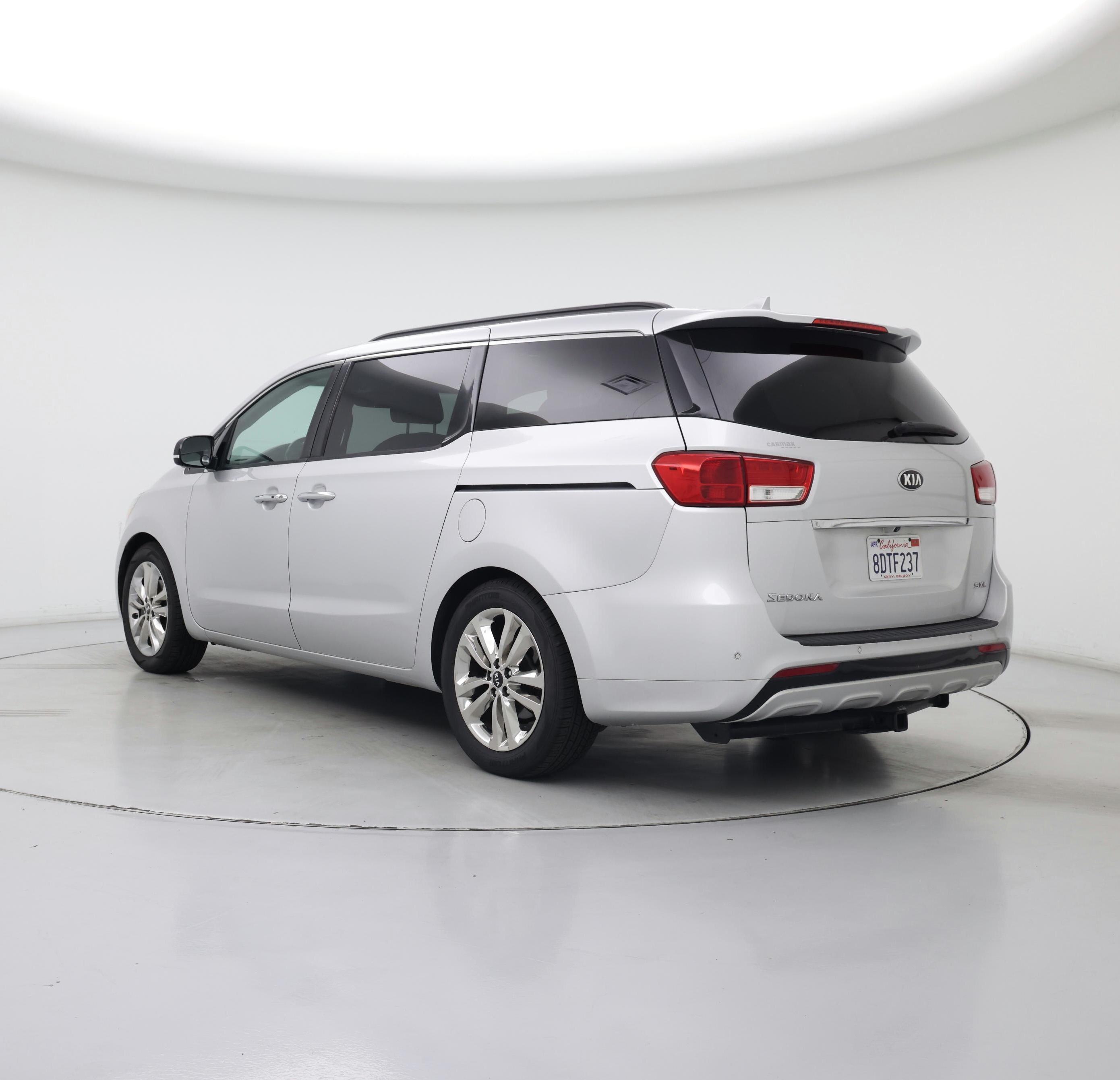 Thumbnail: 2015 Kia Sedona - 2