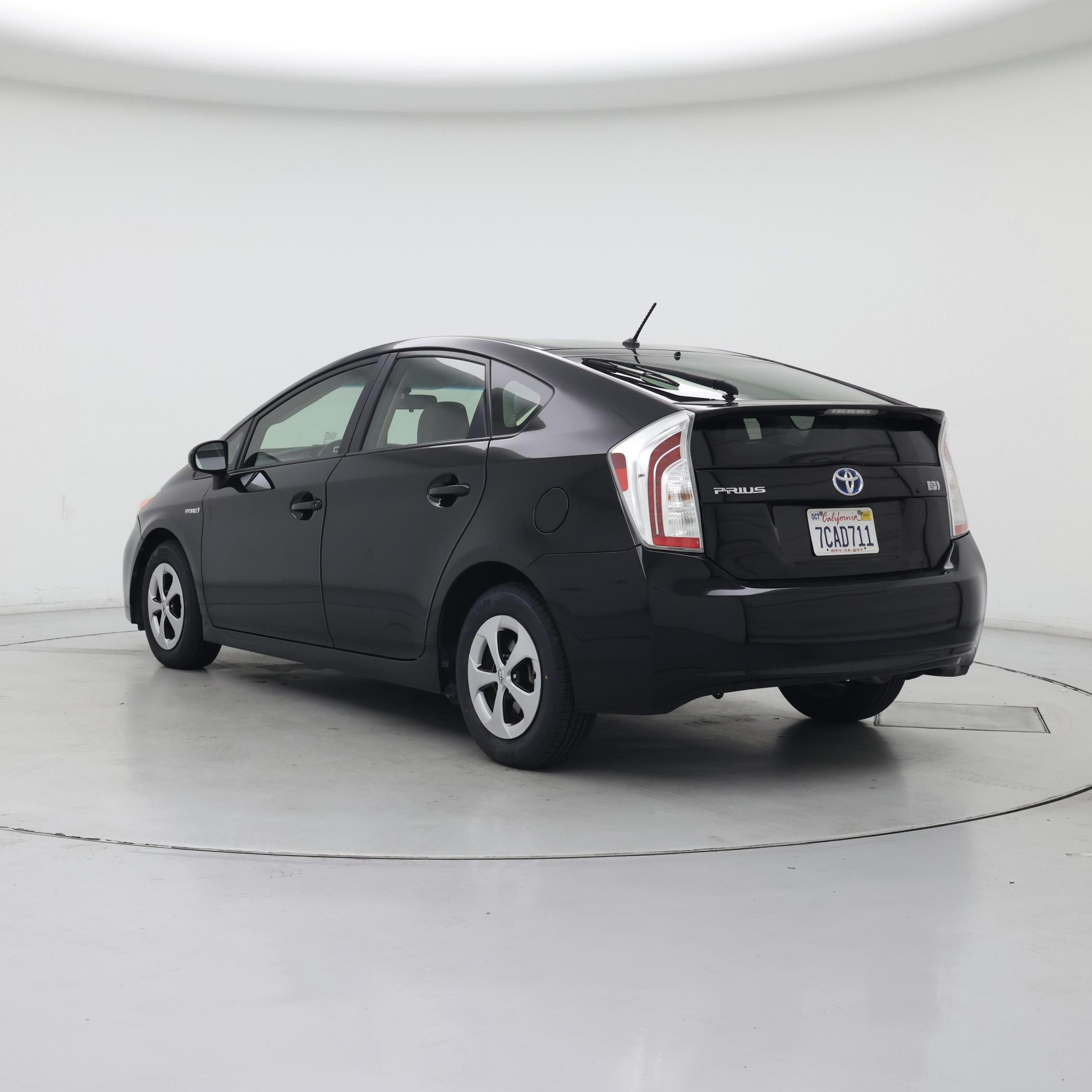 Thumbnail: 2013 Toyota Prius - 2