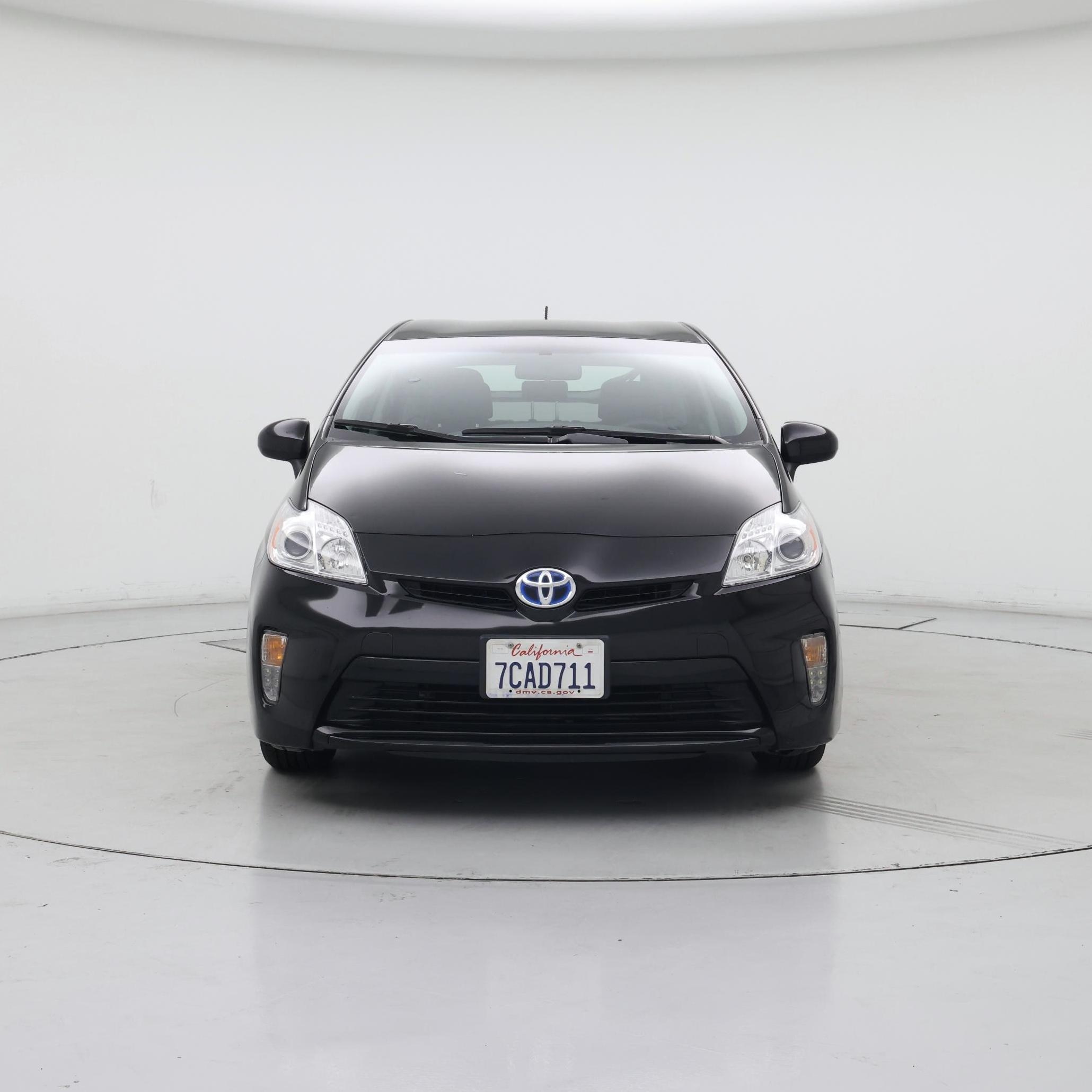 Thumbnail: 2013 Toyota Prius - 5