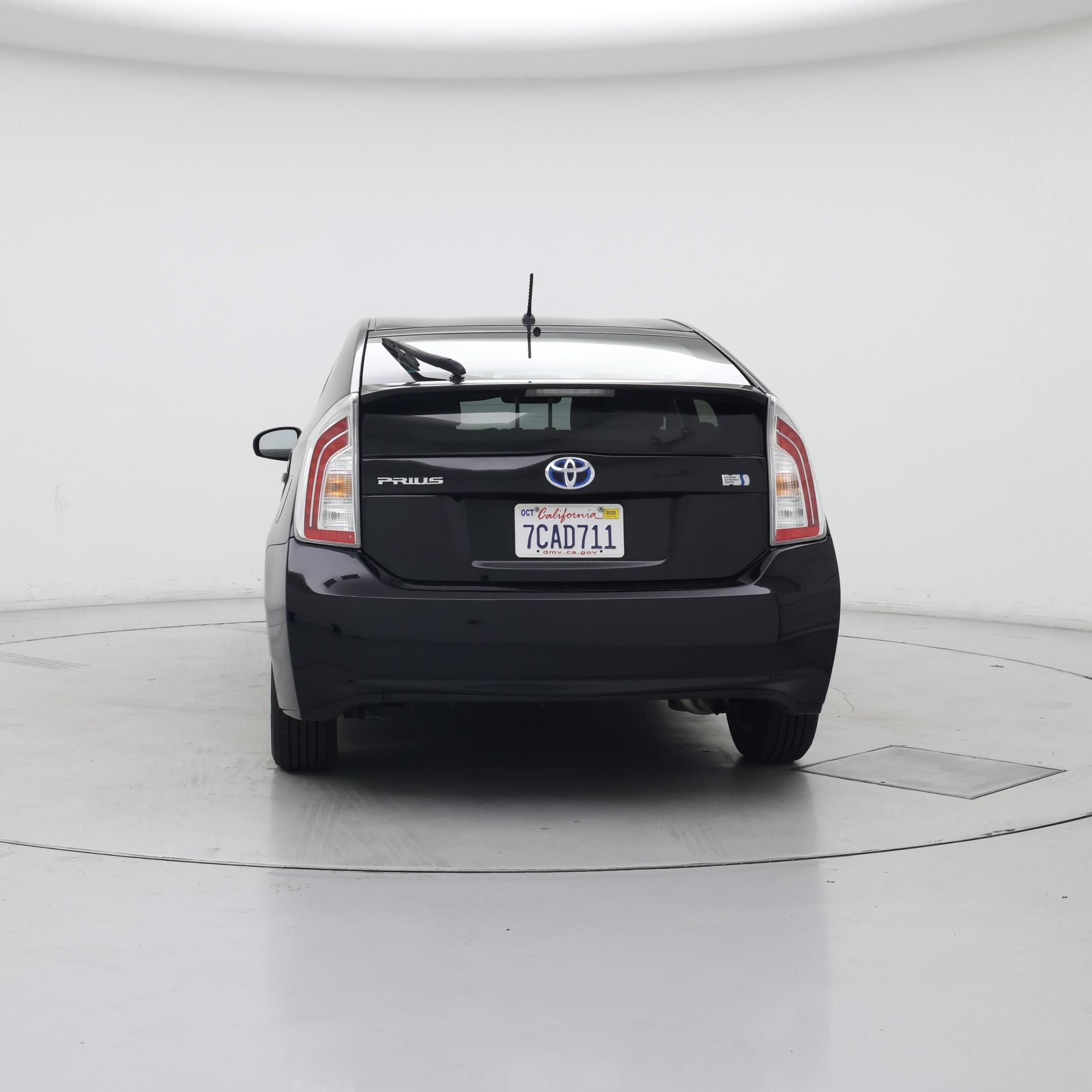 Thumbnail: 2013 Toyota Prius - 6