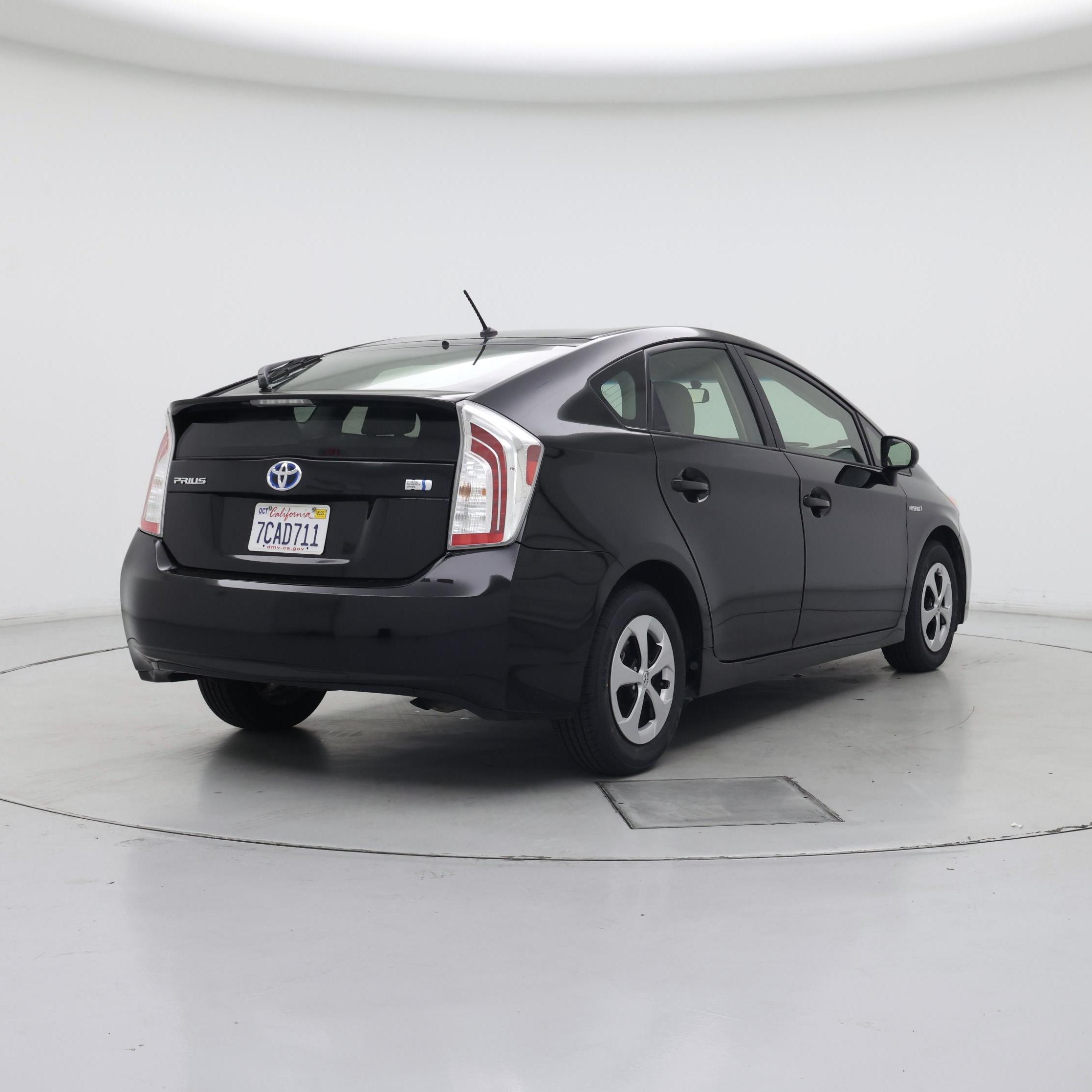 Thumbnail: 2013 Toyota Prius - 8