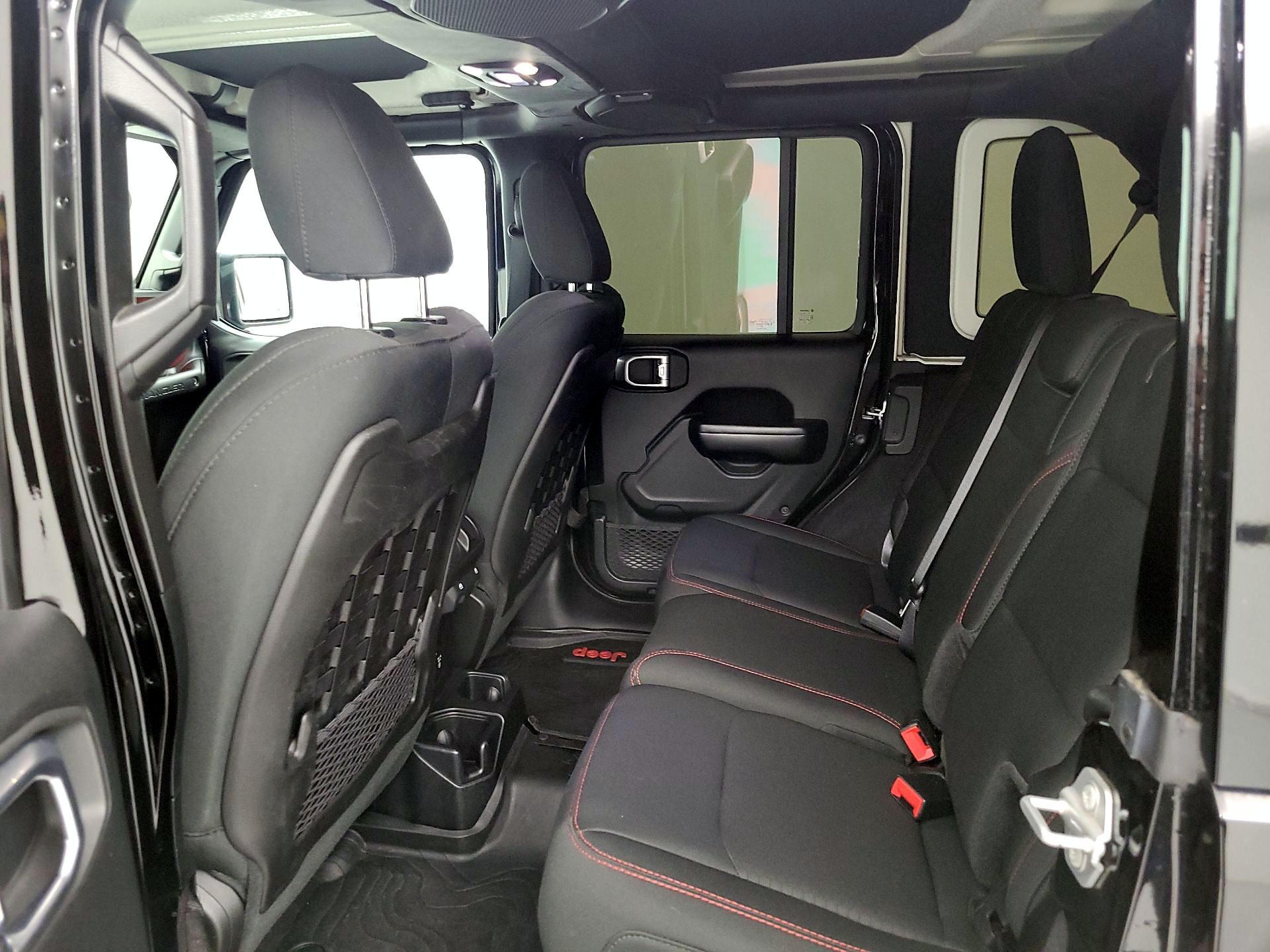 Thumbnail: 2019 Jeep Wrangler - 20