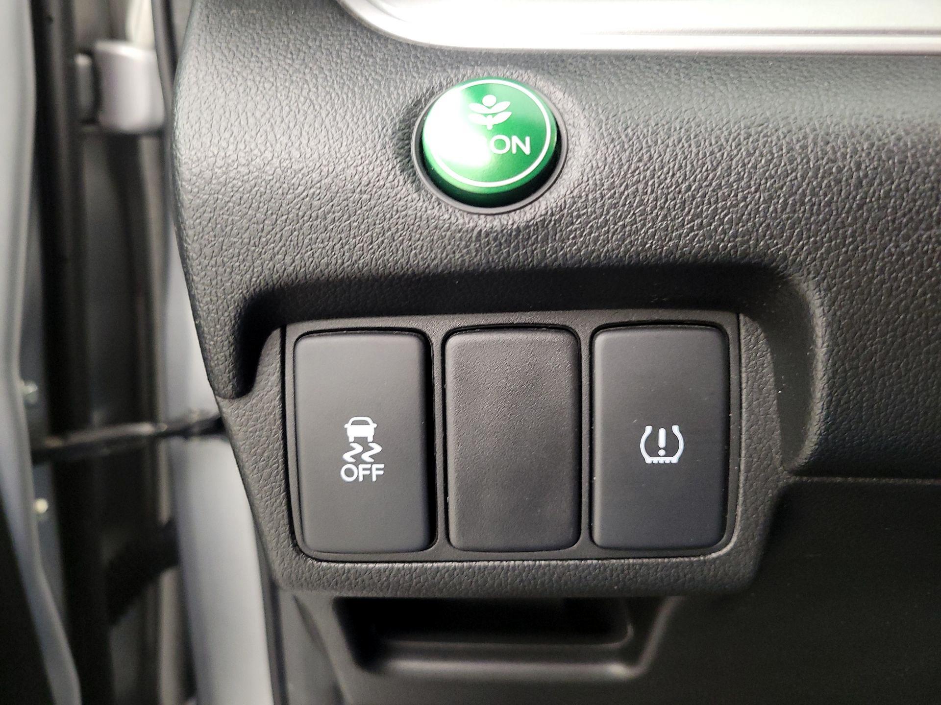 Thumbnail: 2015 Honda CR-V - 11