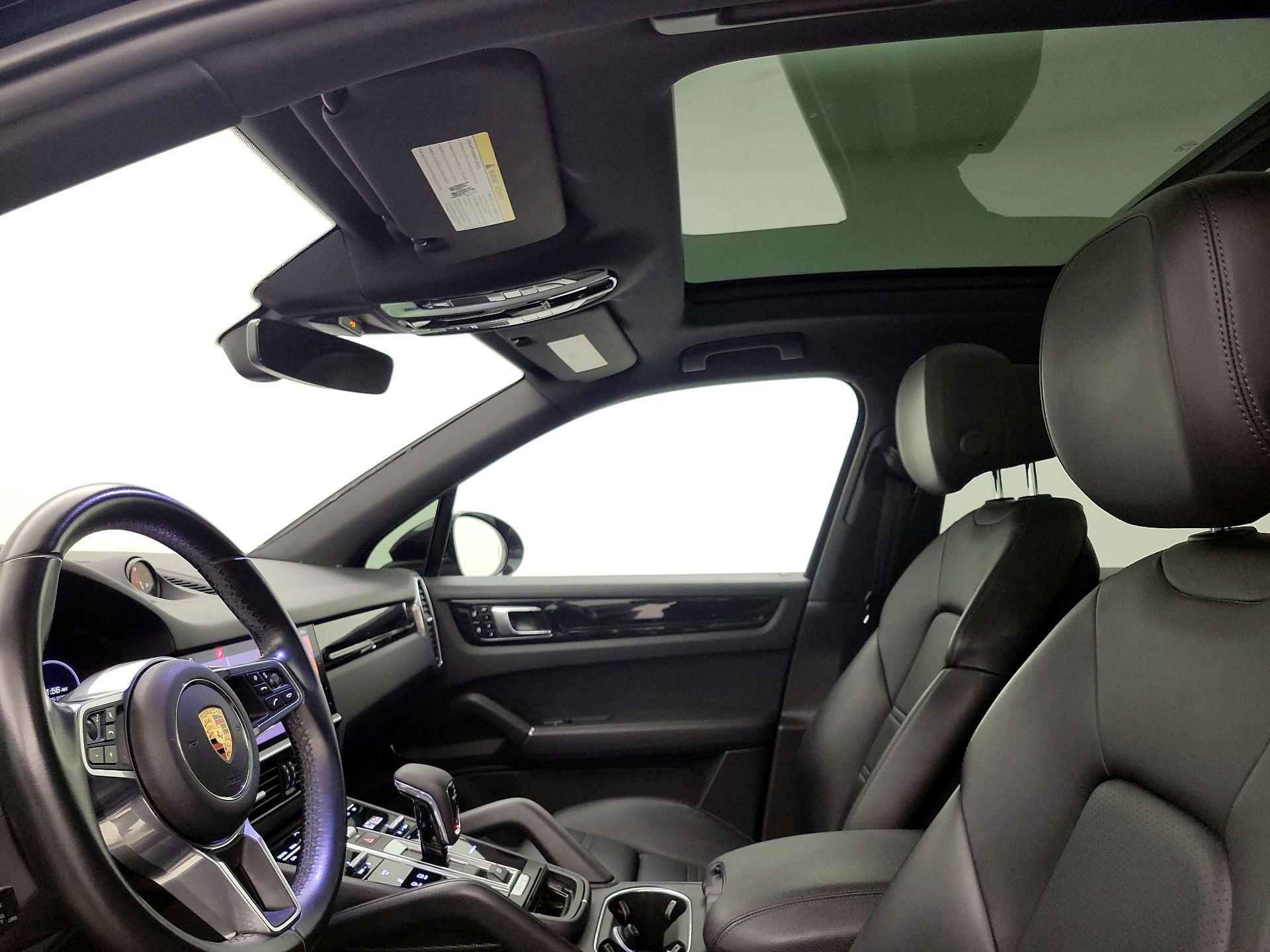 Thumbnail: 2019 Porsche Cayenne - 19