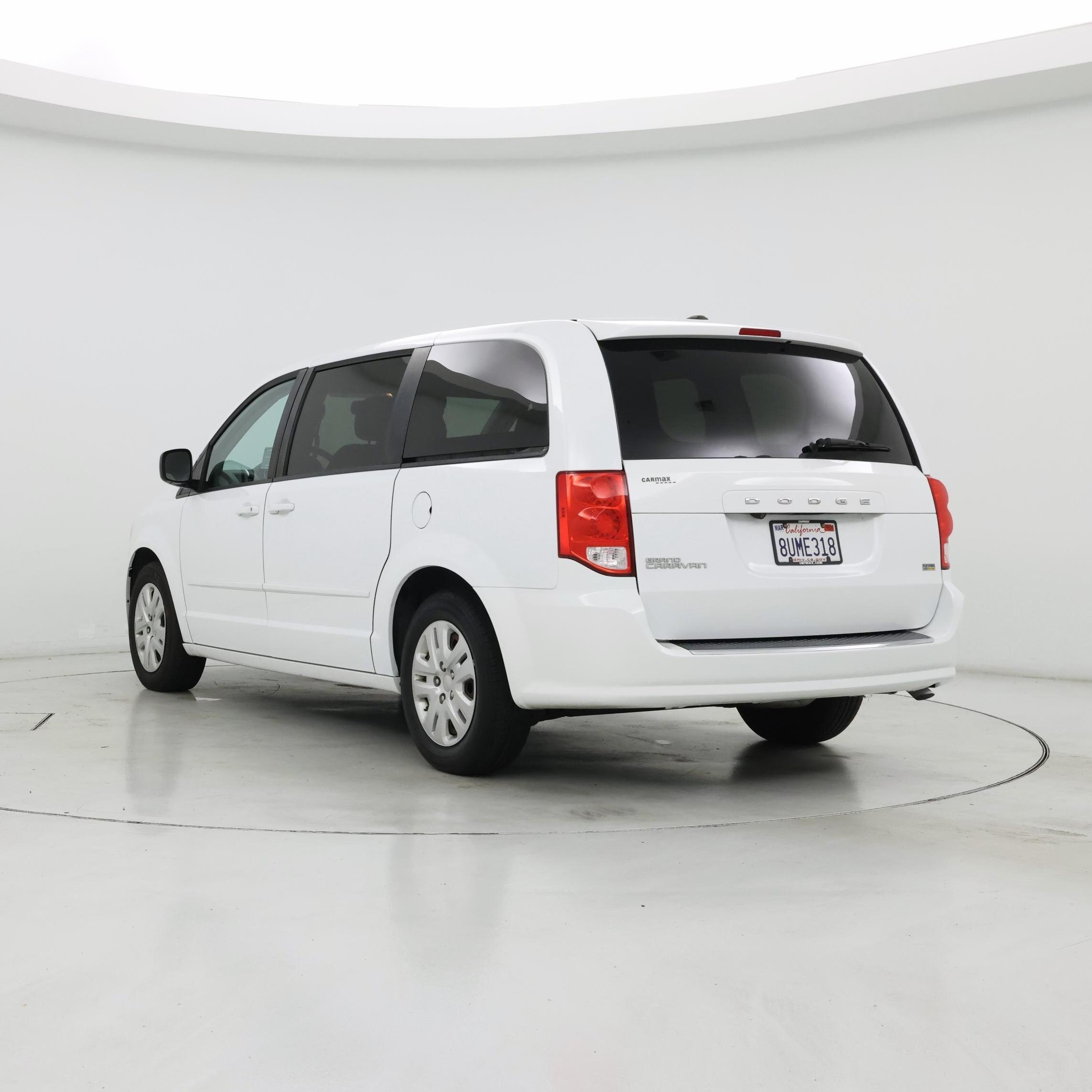 Thumbnail: 2016 Dodge Grand Caravan - 2