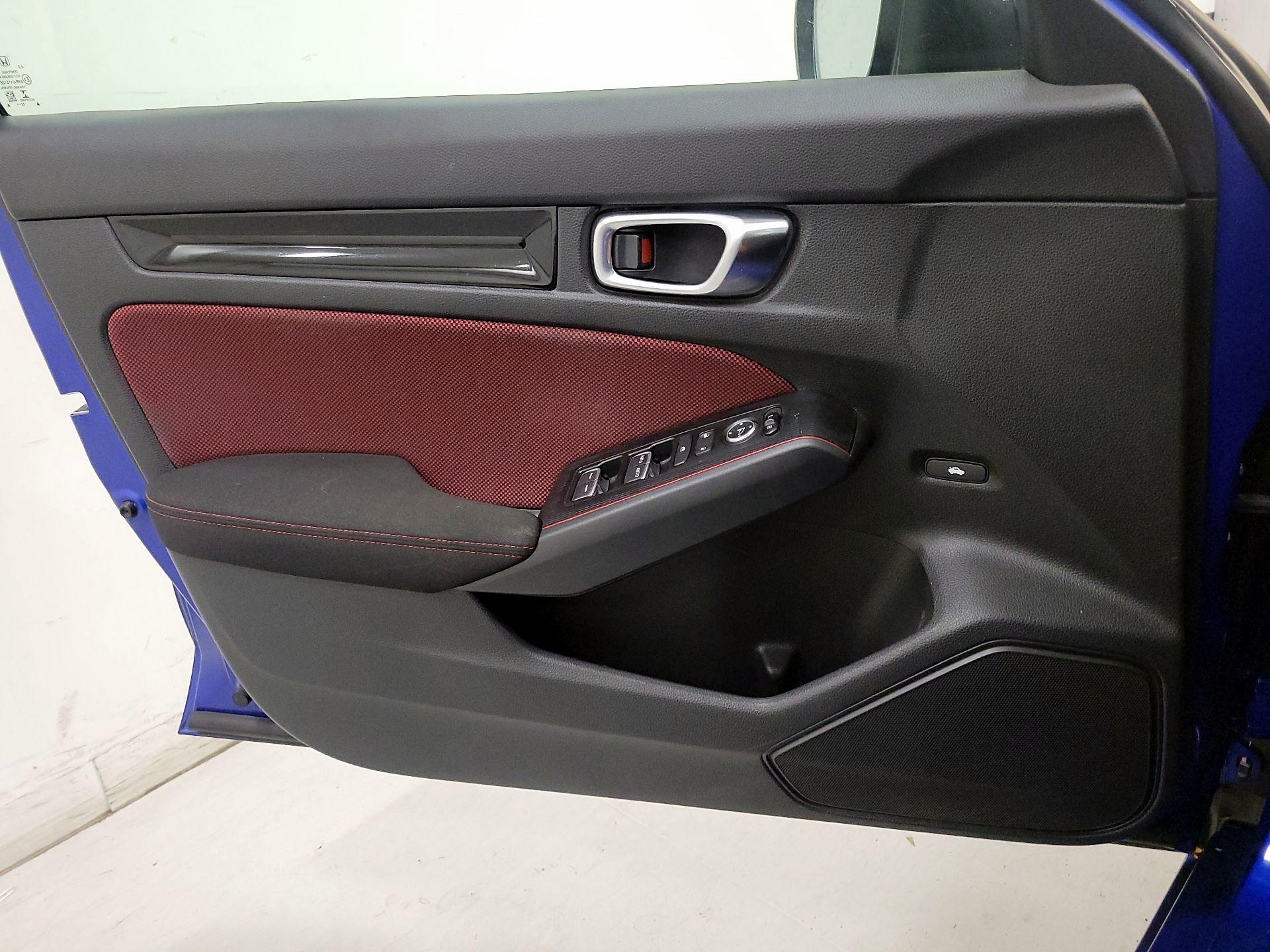 Thumbnail: 2023 Honda Civic - 12
