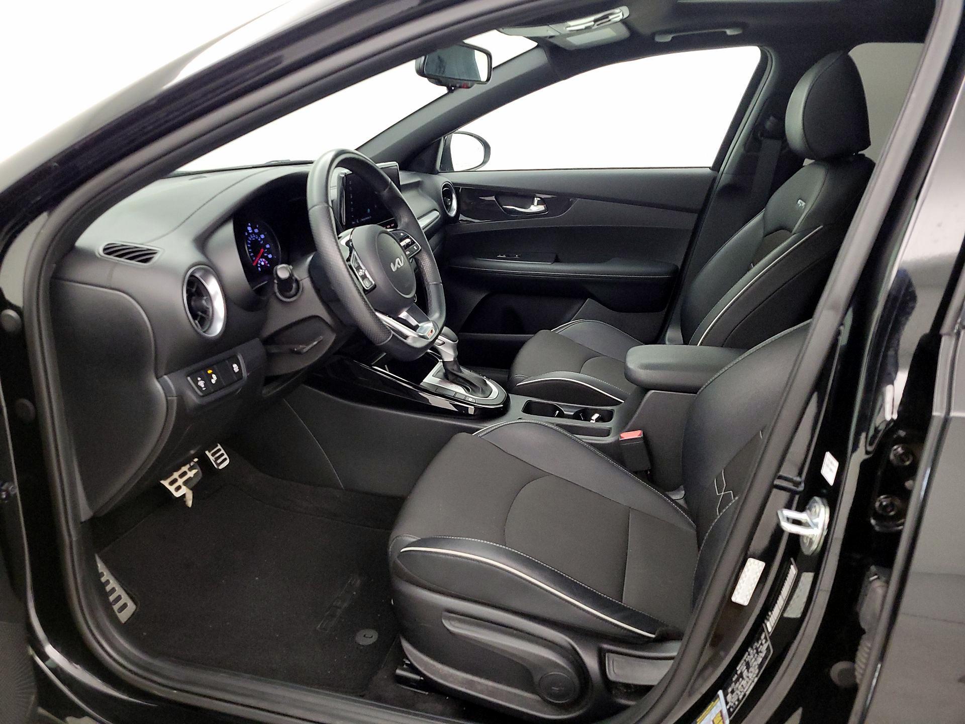 Thumbnail: 2023 Kia Forte - 11