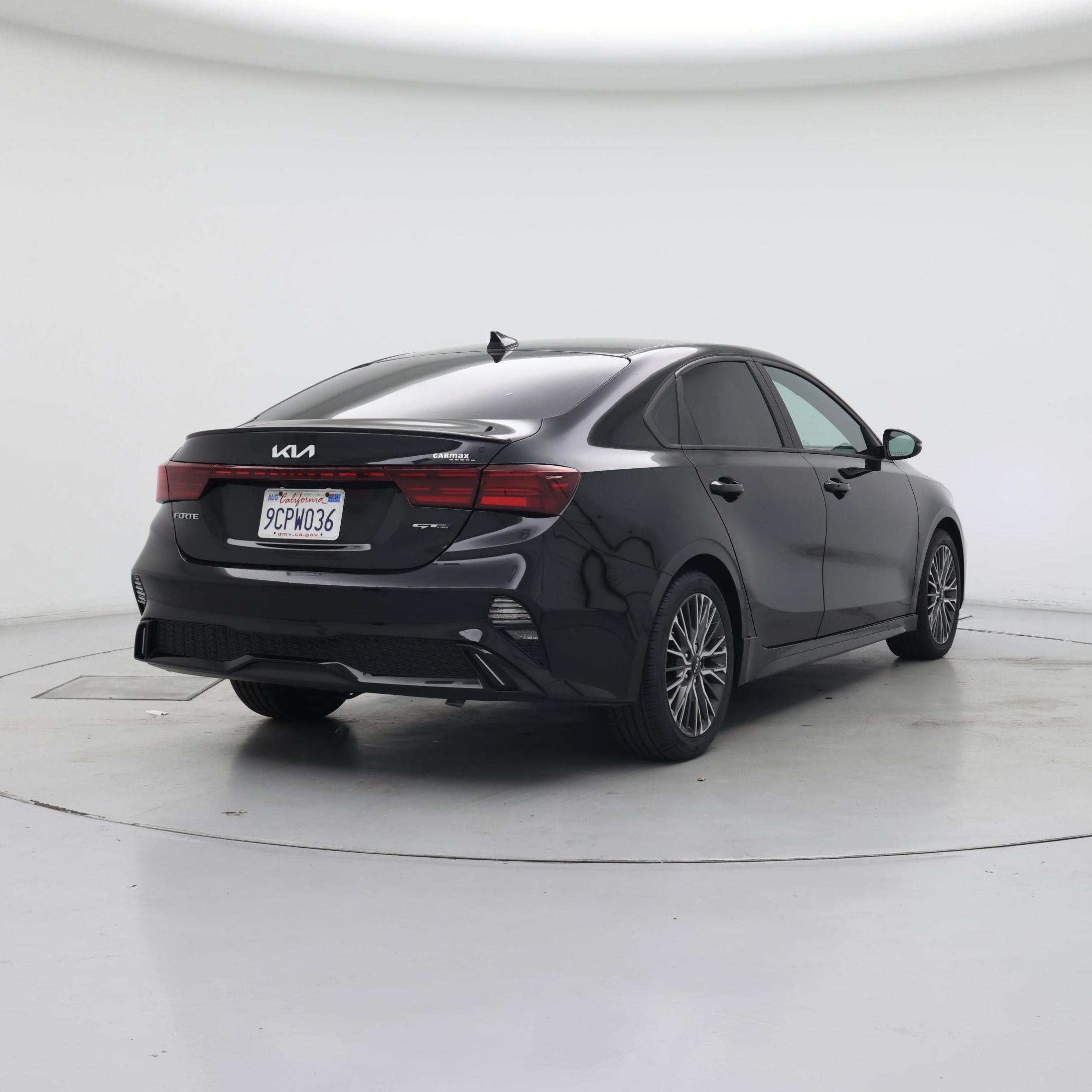 Thumbnail: 2023 Kia Forte - 8