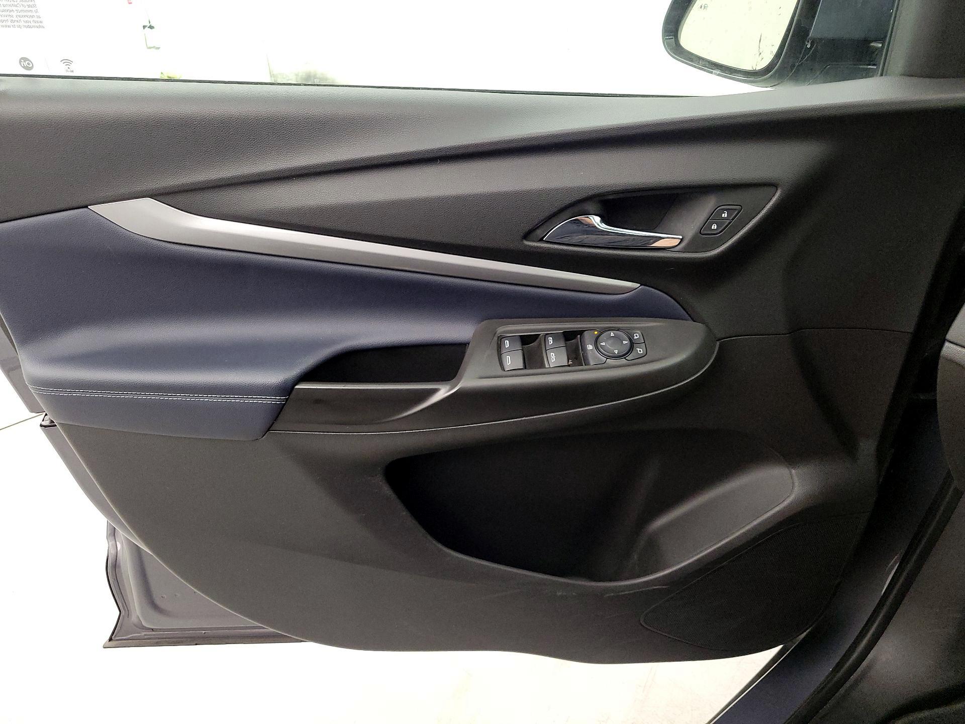 Thumbnail: 2022 Chevrolet Bolt EUV - 12