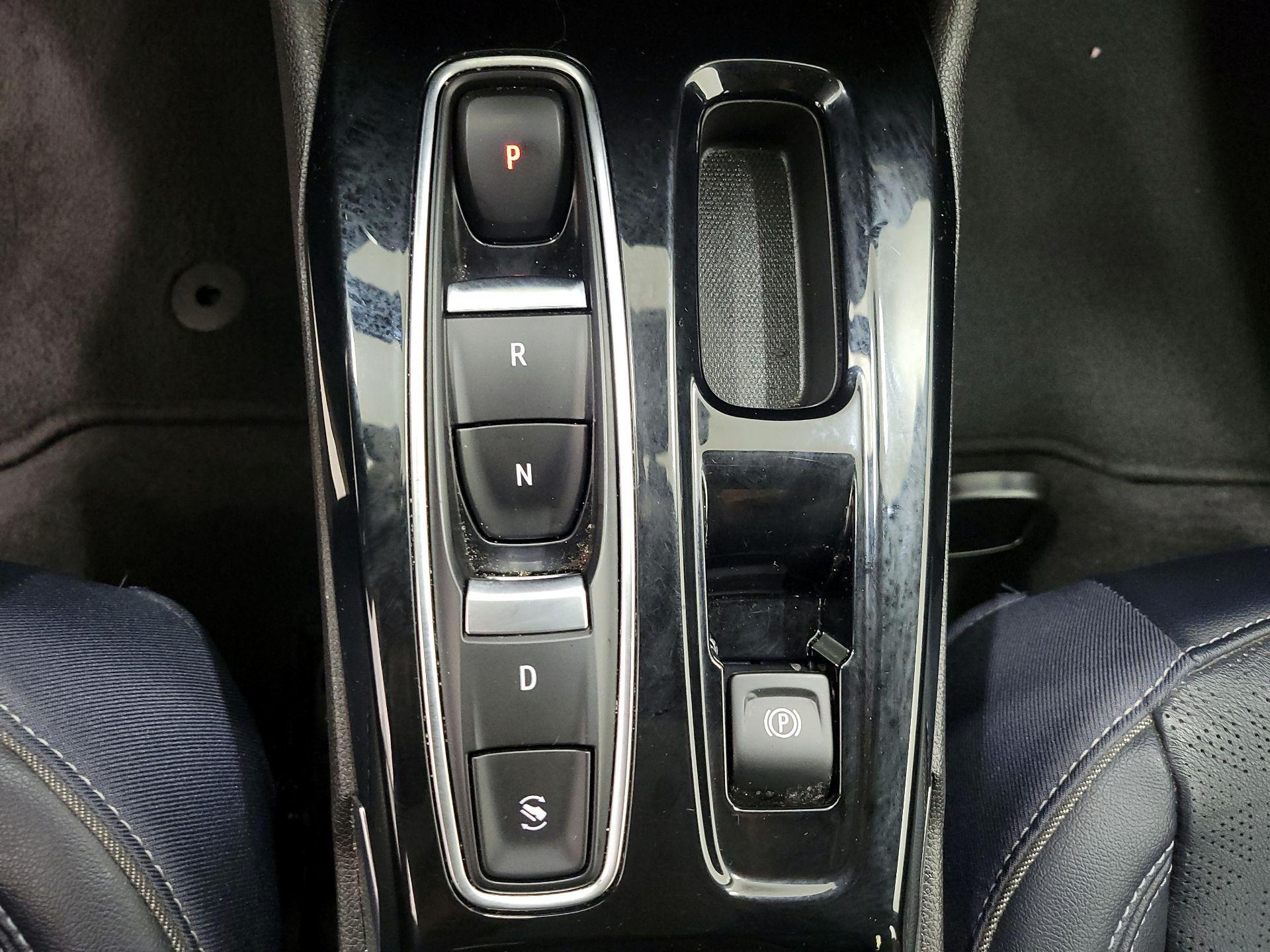 Thumbnail: 2022 Chevrolet Bolt EUV - 17