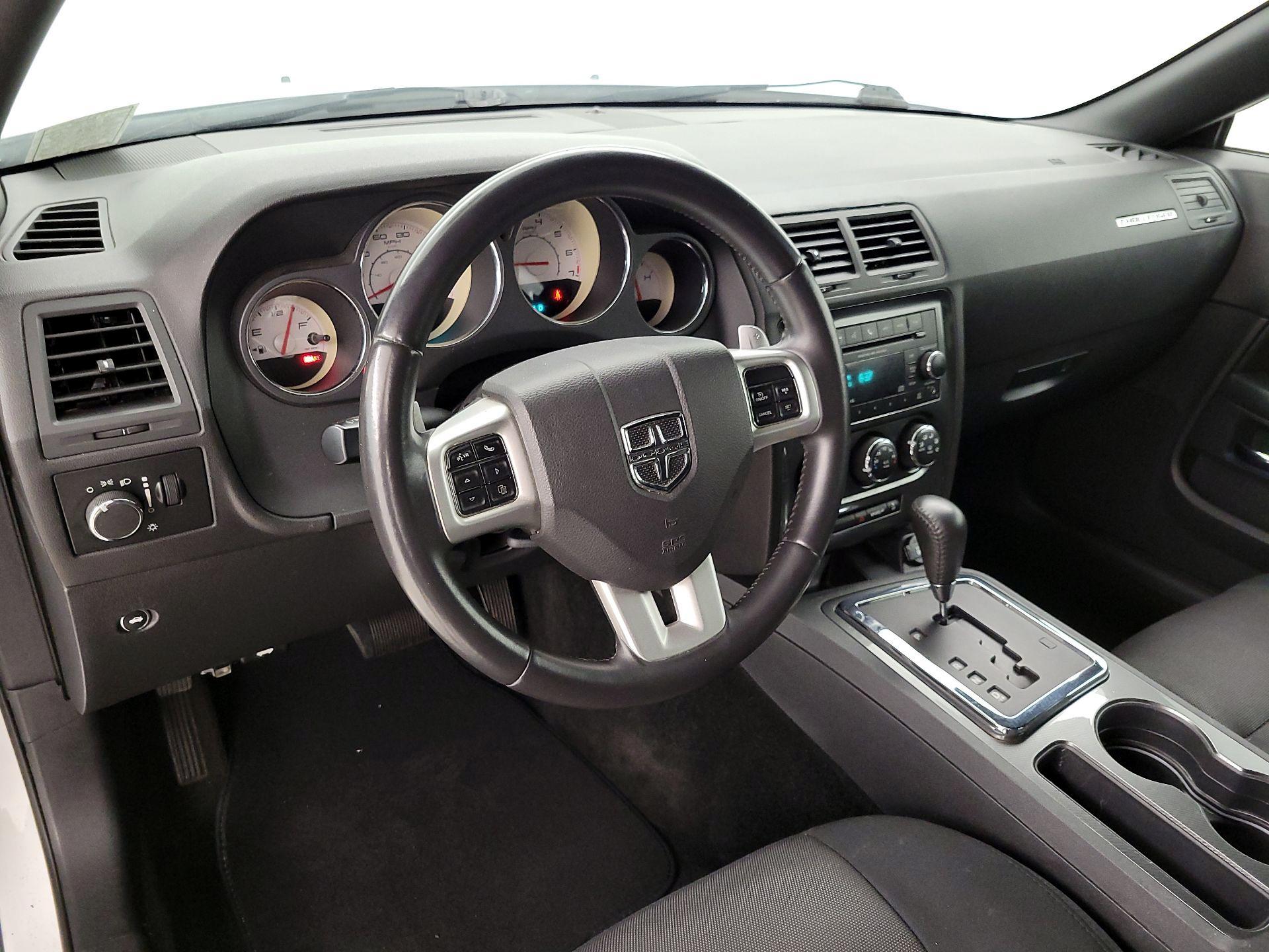 Thumbnail: 2014 Dodge Challenger - 9