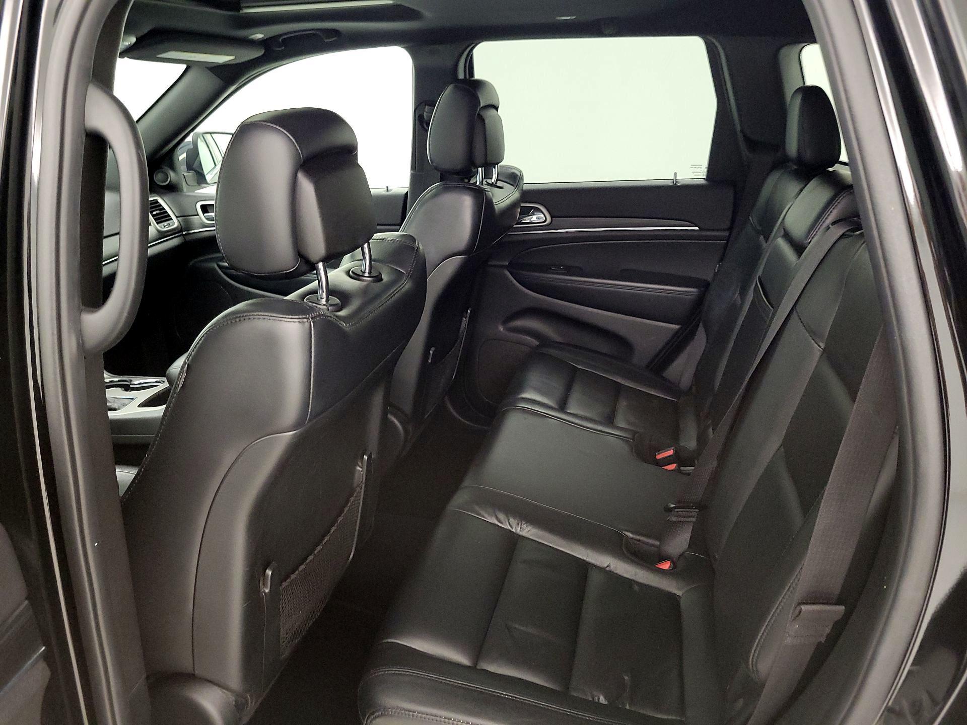 Thumbnail: 2020 Jeep Grand Cherokee - 10