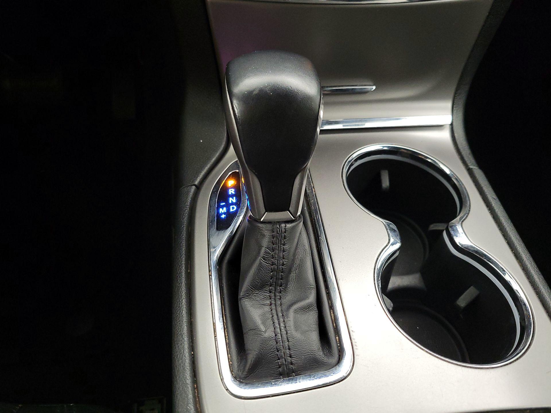 Thumbnail: 2020 Jeep Grand Cherokee - 18