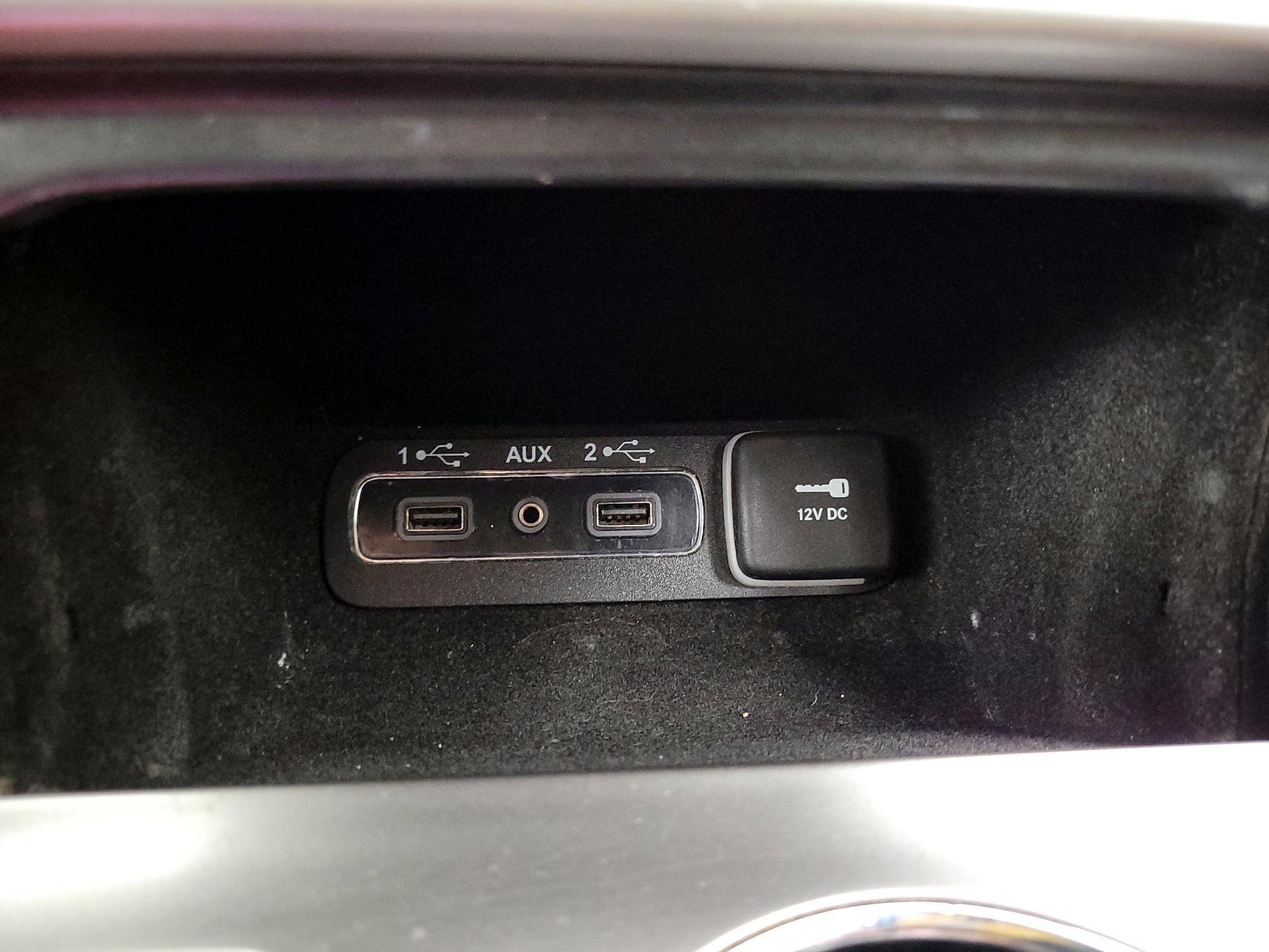Thumbnail: 2020 Jeep Grand Cherokee - 19