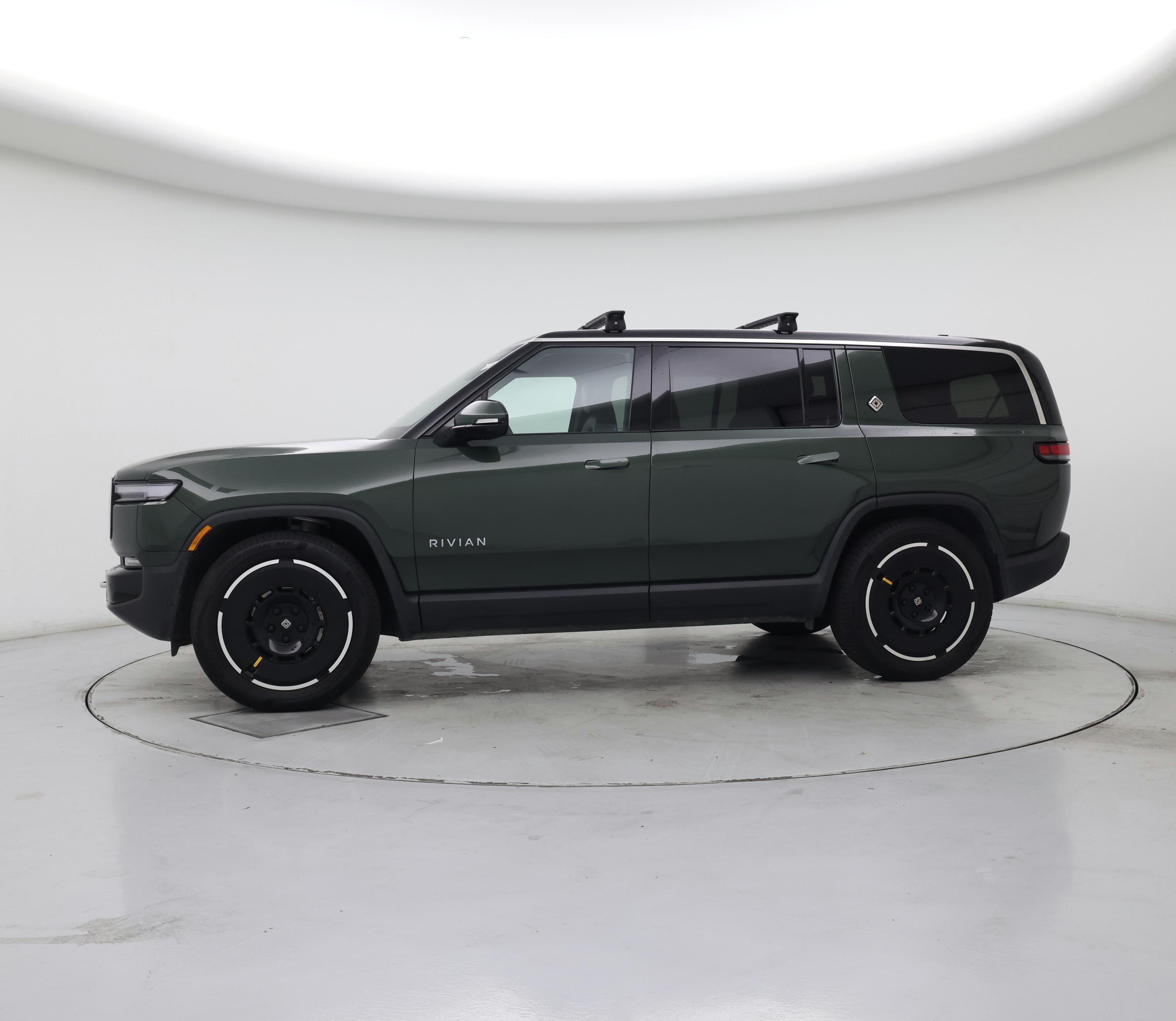 Thumbnail: 2025 Rivian R1S - 3