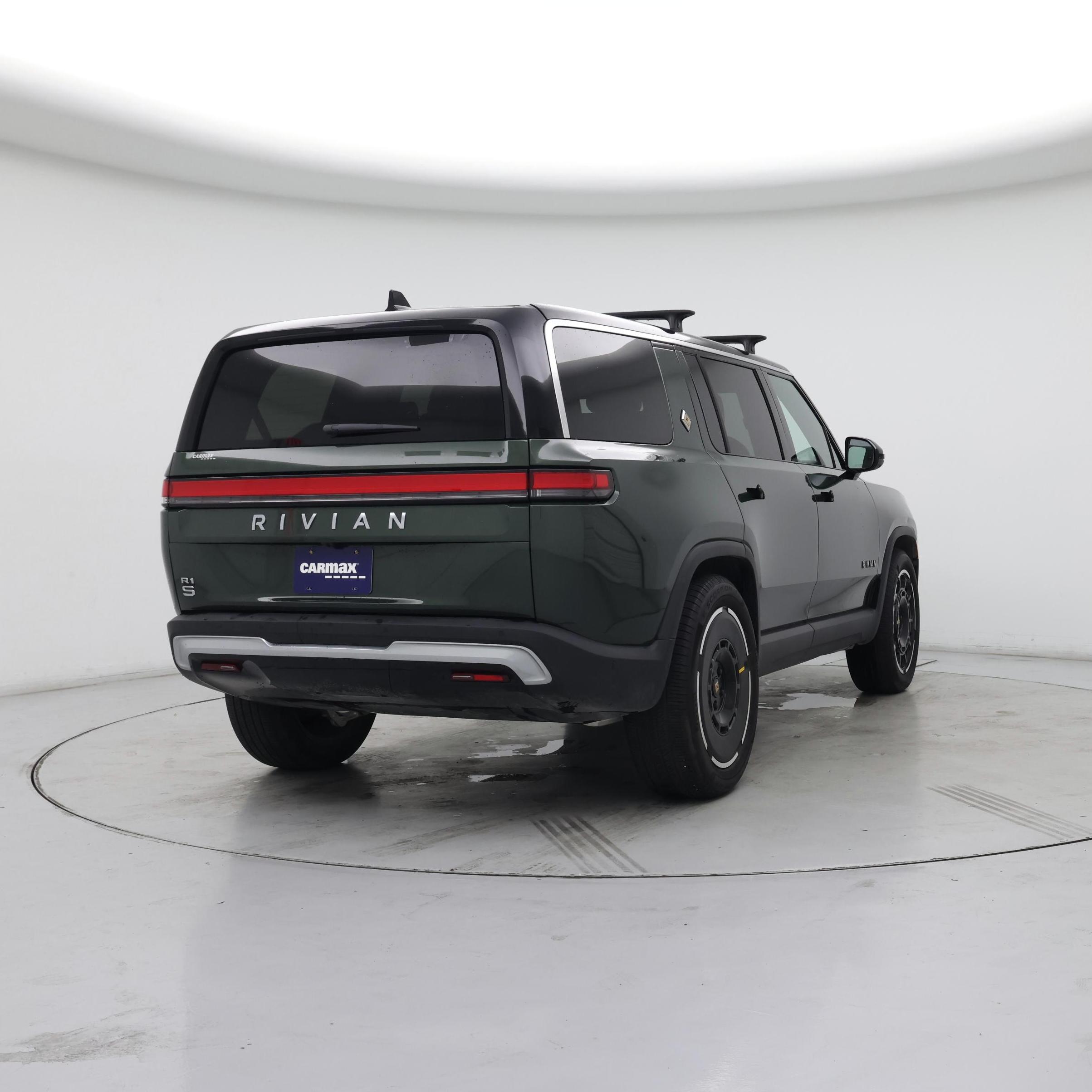 Thumbnail: 2025 Rivian R1S - 8