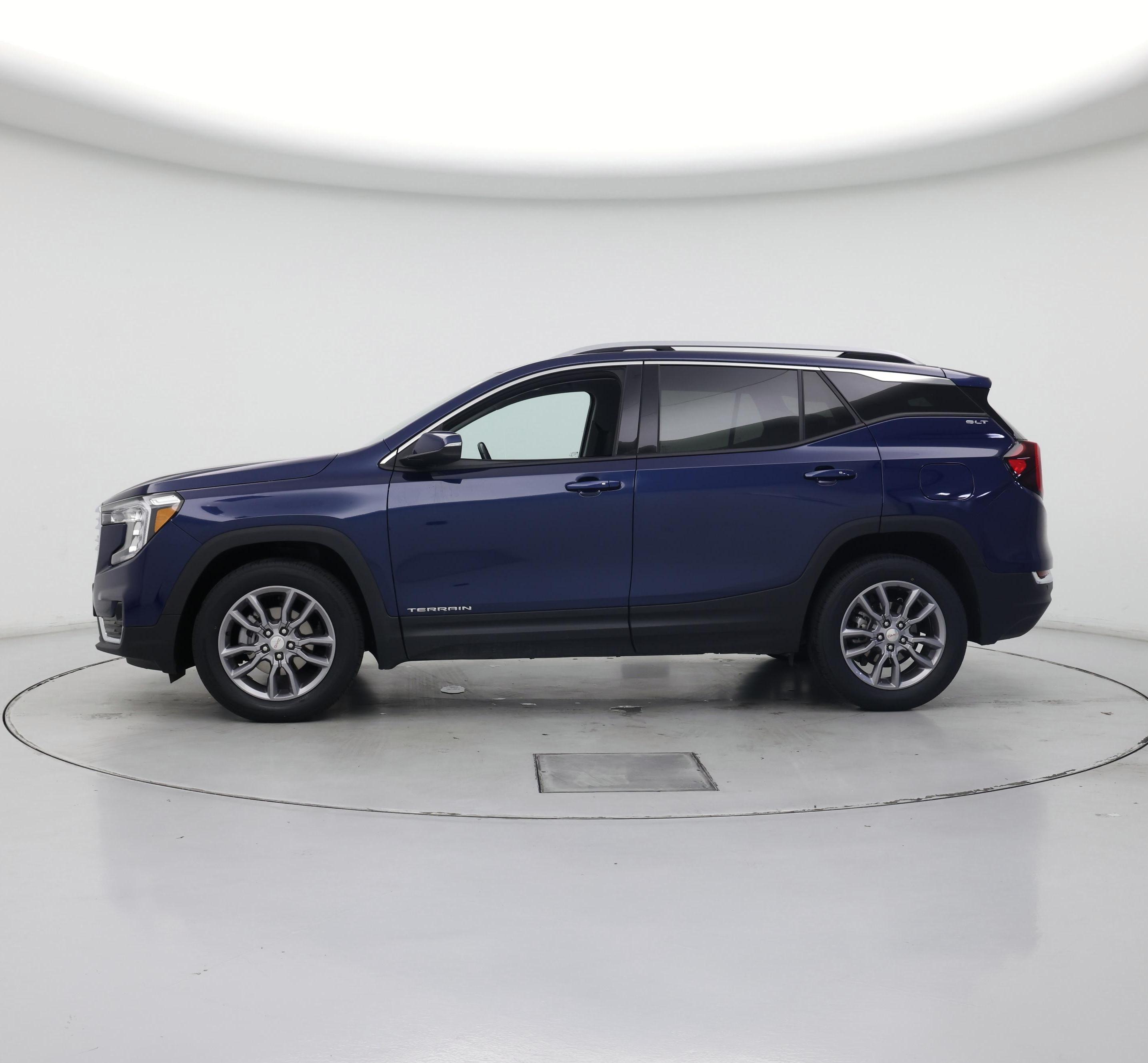 Thumbnail: 2022 GMC Terrain - 3