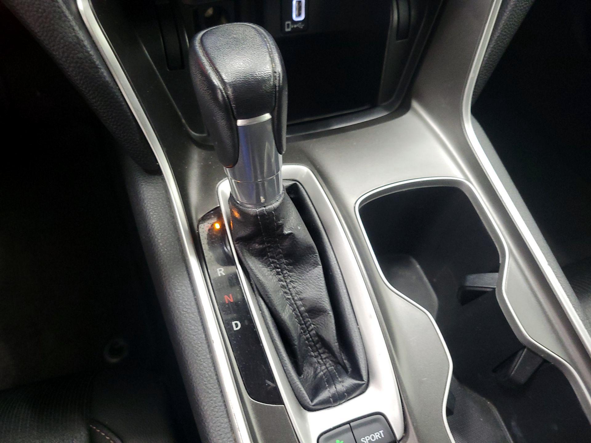 Thumbnail: 2019 Honda Accord - 17