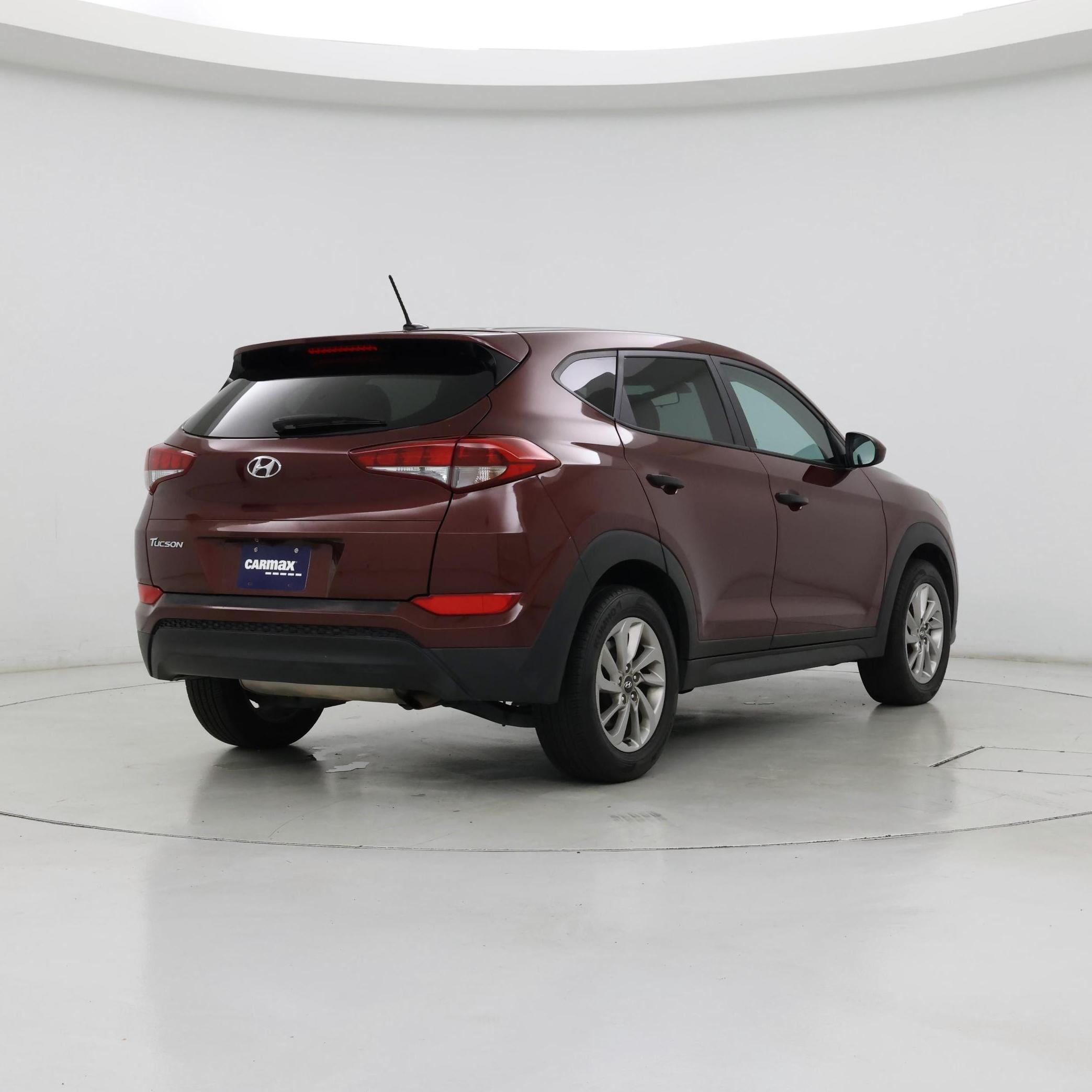 Thumbnail: 2017 Hyundai Tucson - 8