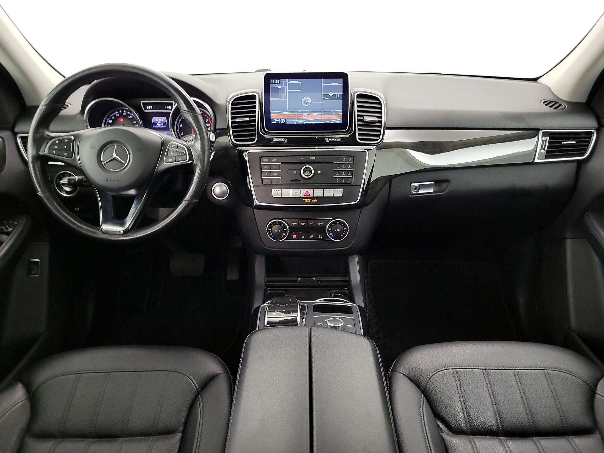 Thumbnail: 2016 Mercedes-Benz GLE - 9