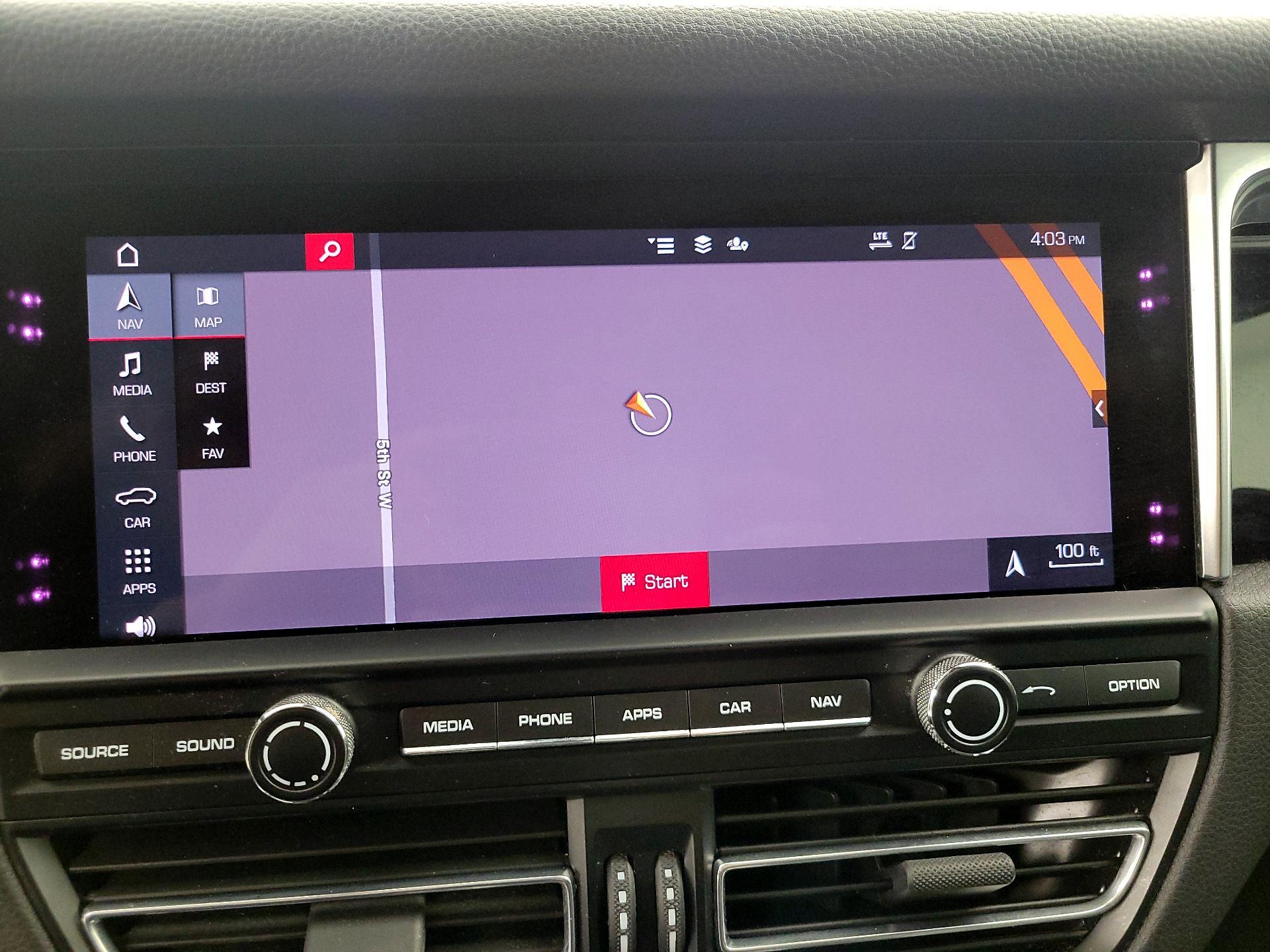 Thumbnail: 2021 Porsche Macan - 14
