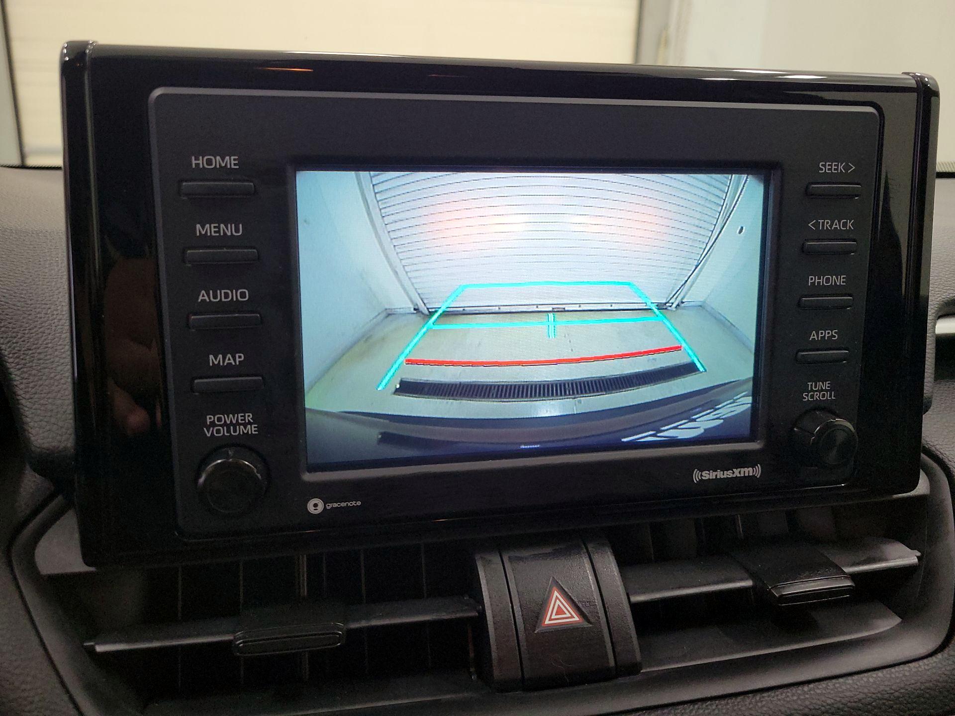 Thumbnail: 2021 Toyota RAV4 - 14