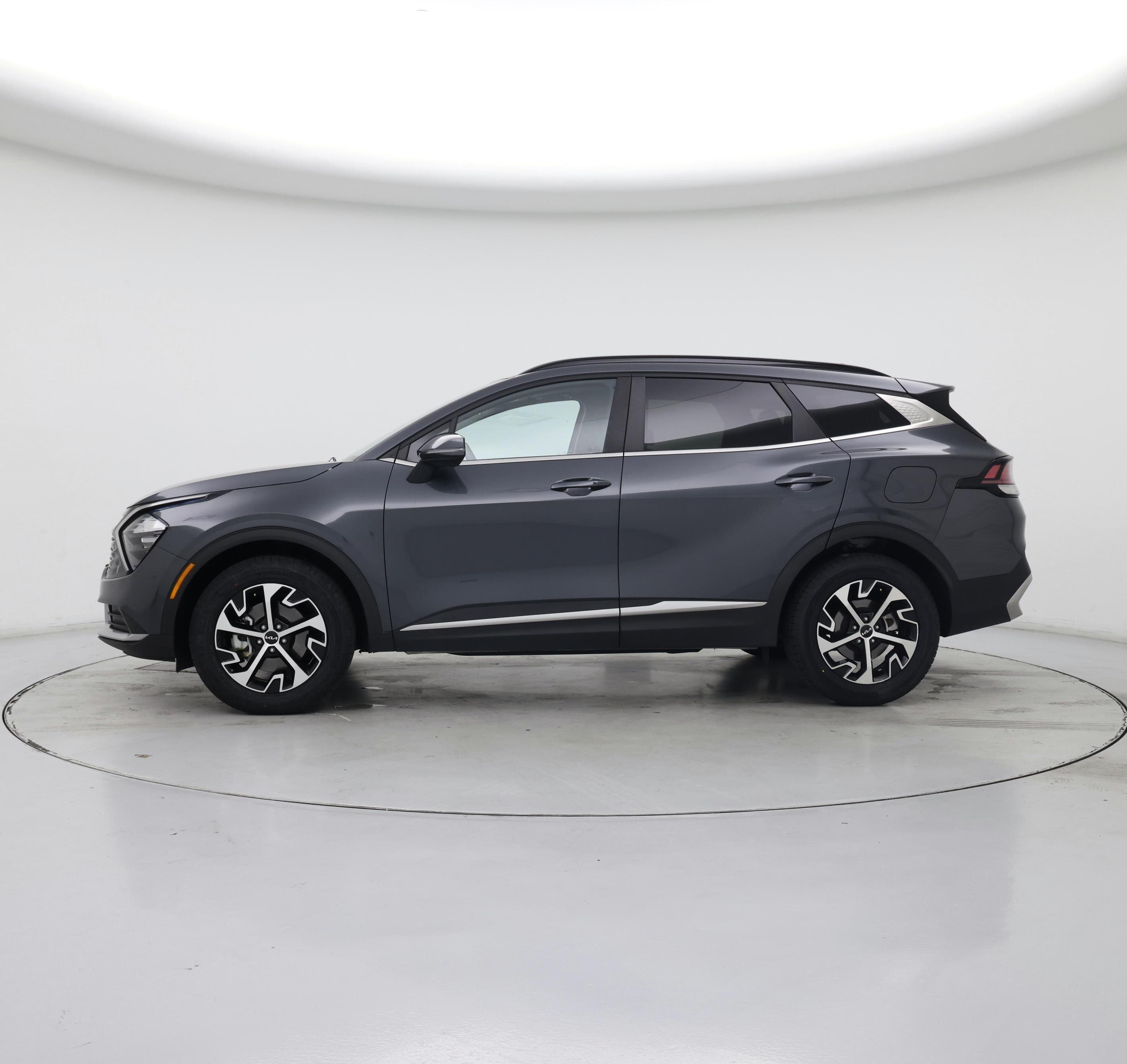 Thumbnail: 2023 Kia Sportage - 3