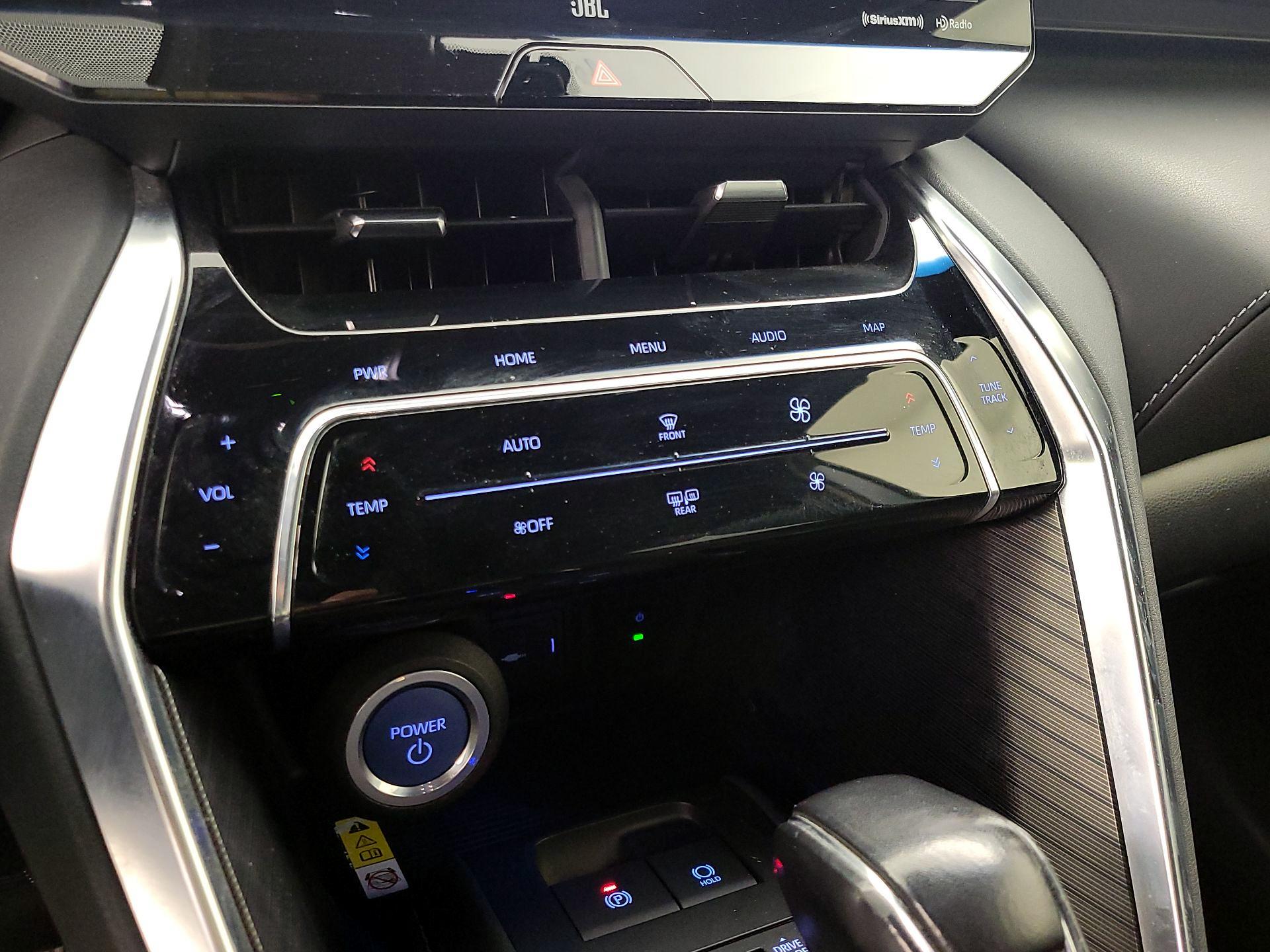 Thumbnail: 2021 Toyota Venza - 17