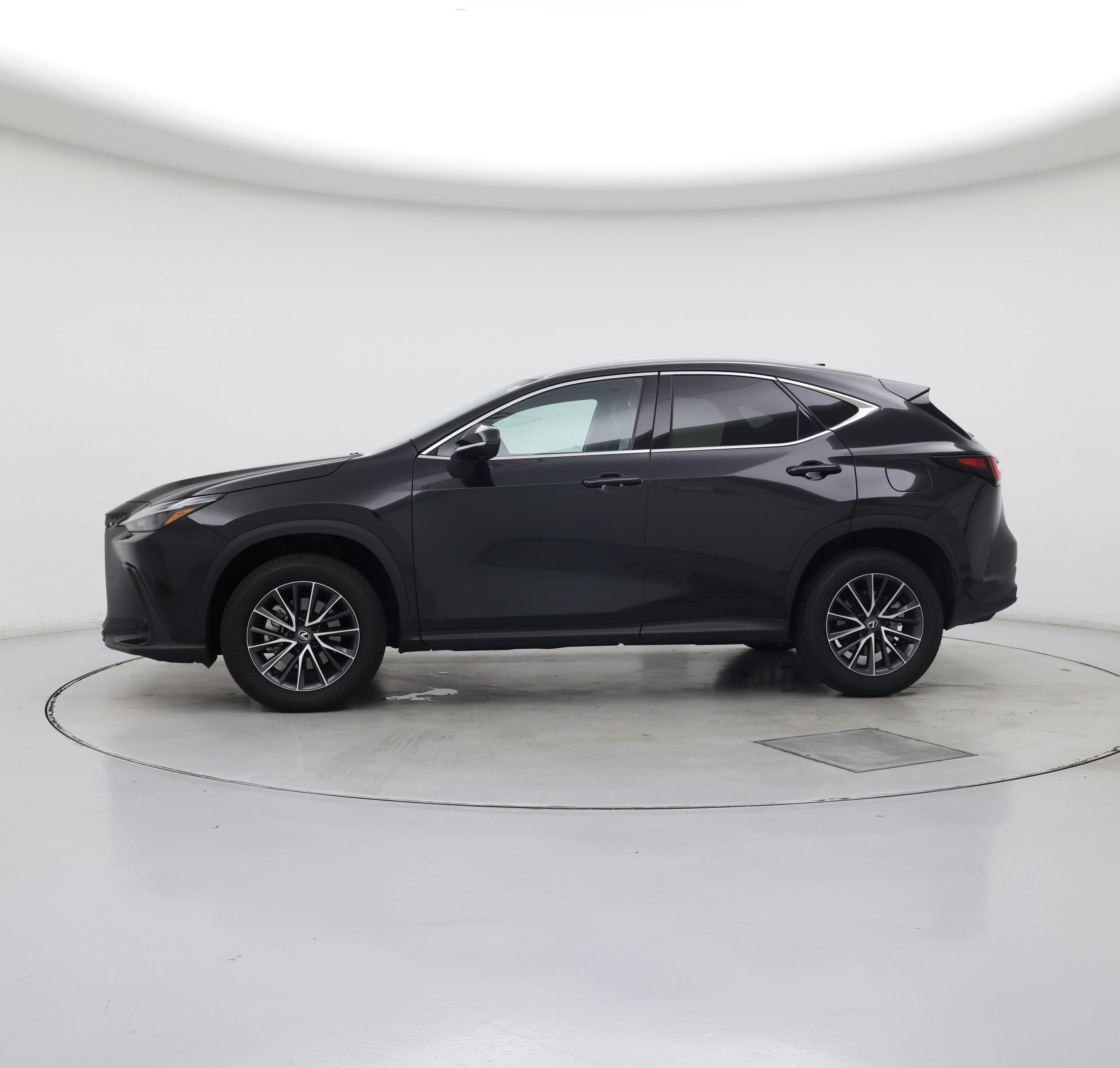 Thumbnail: 2024 Lexus NX - 3