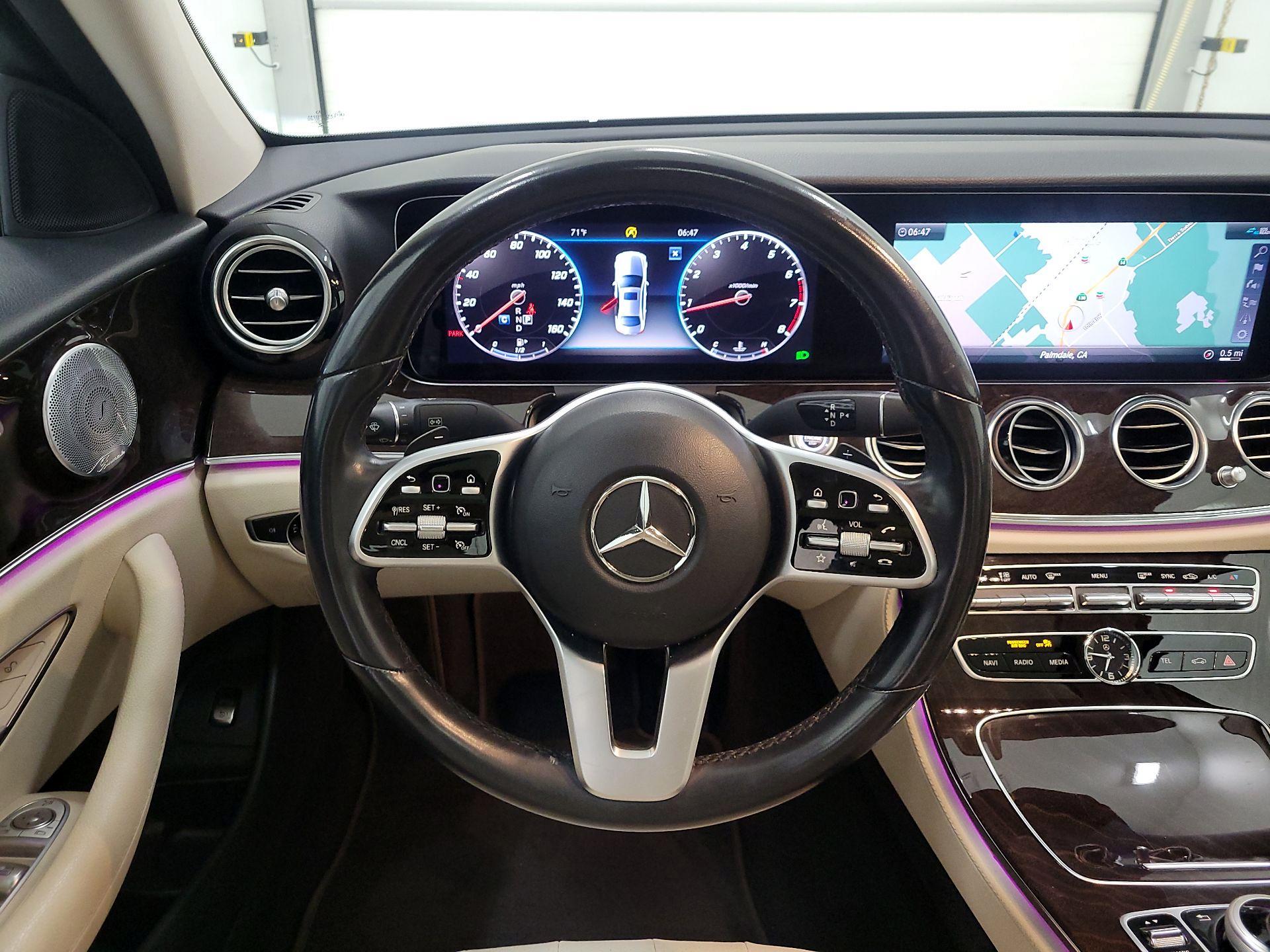 Thumbnail: 2020 Mercedes-Benz E-Class - 10