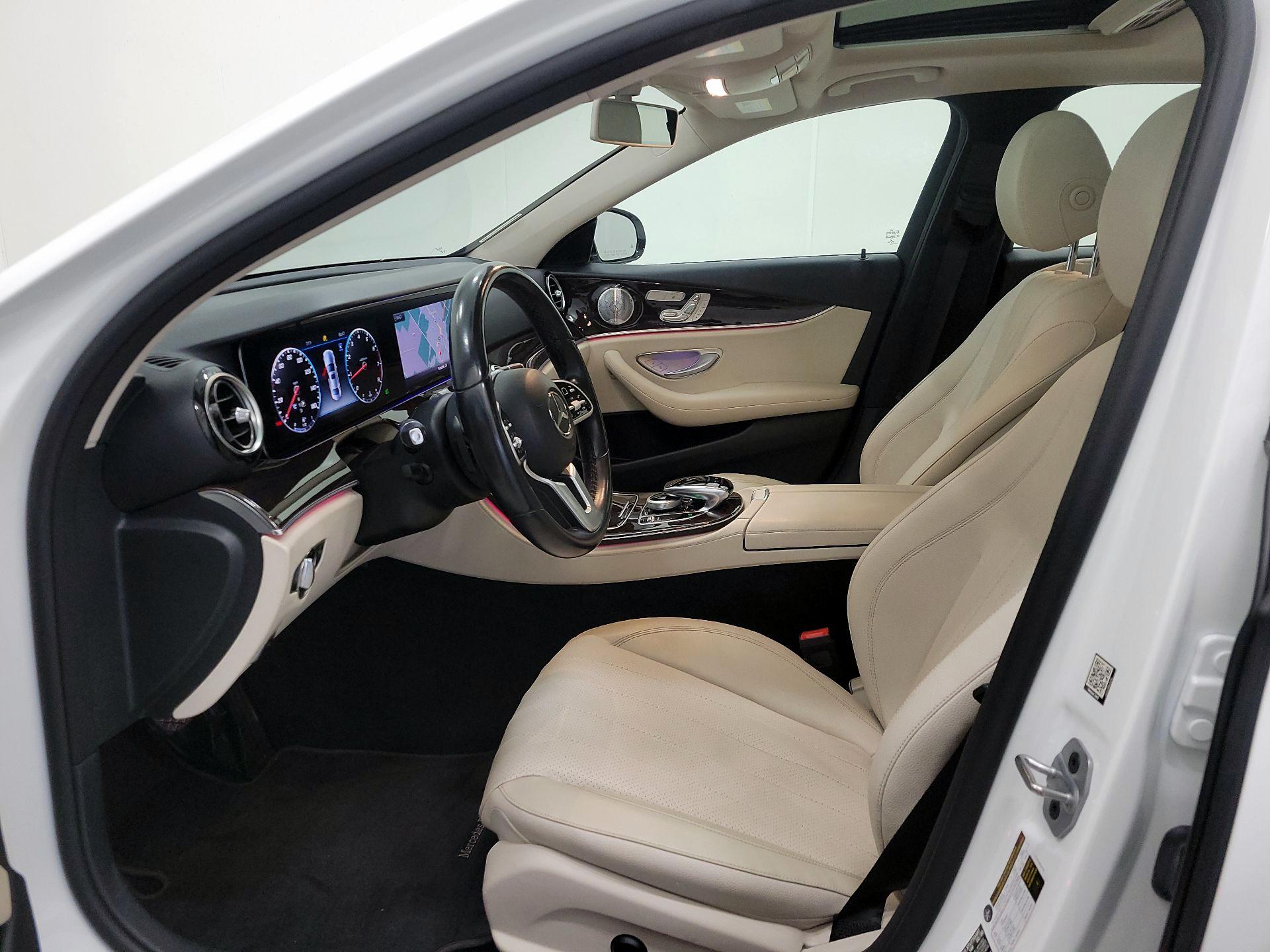 Thumbnail: 2020 Mercedes-Benz E-Class - 11