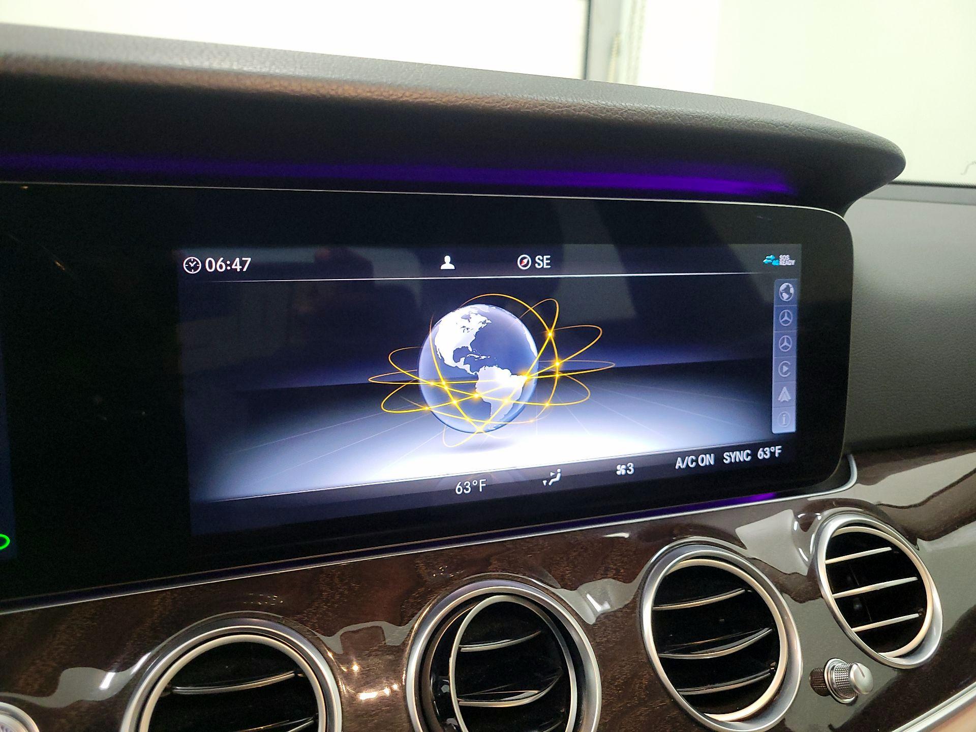 Thumbnail: 2020 Mercedes-Benz E-Class - 16